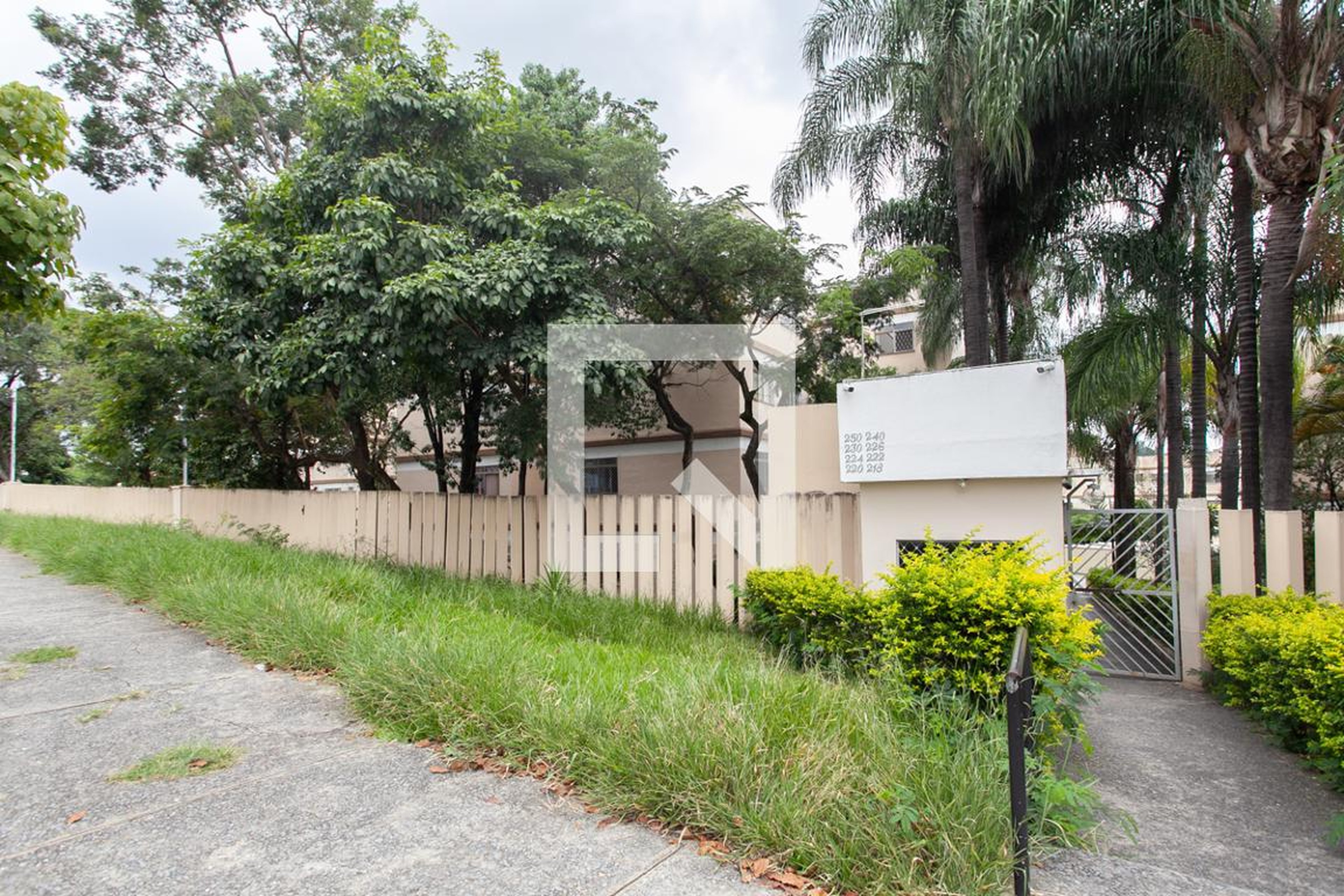 Fachada Condomínio em Rua dos Expedicionários, 224