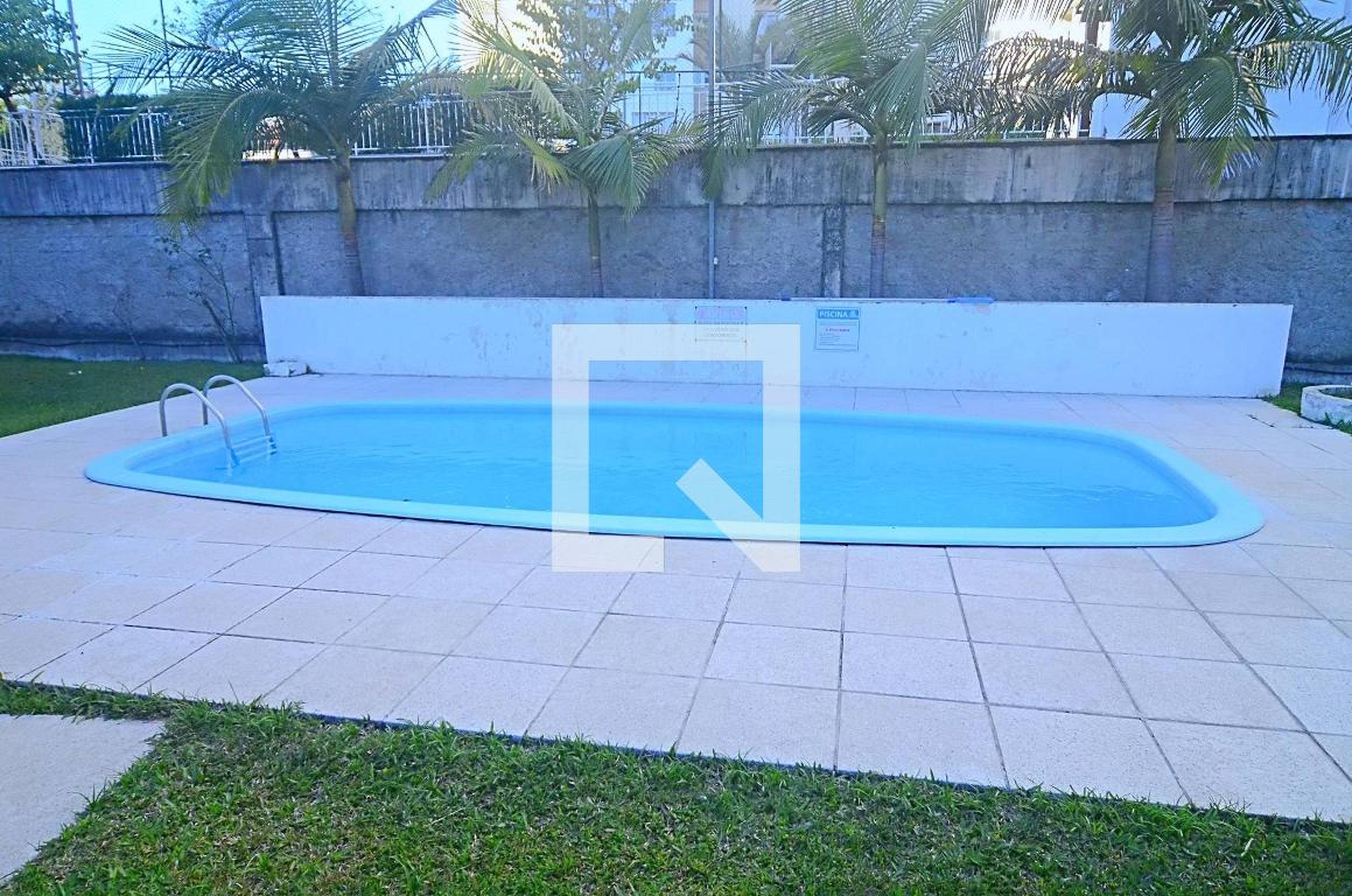 Piscina - Residencial Porto Canoas