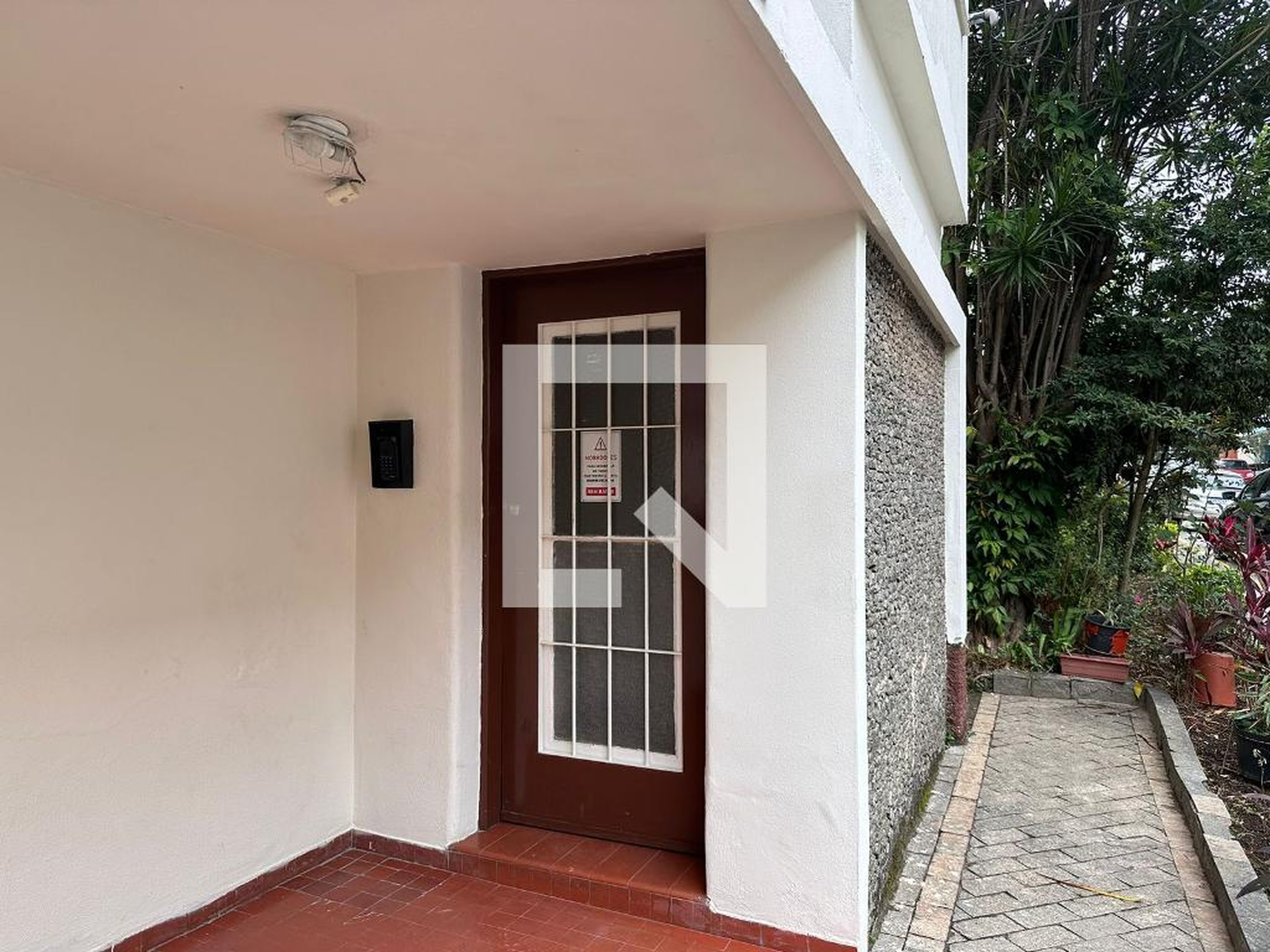 Entrada - Conjunto Santa Cruz