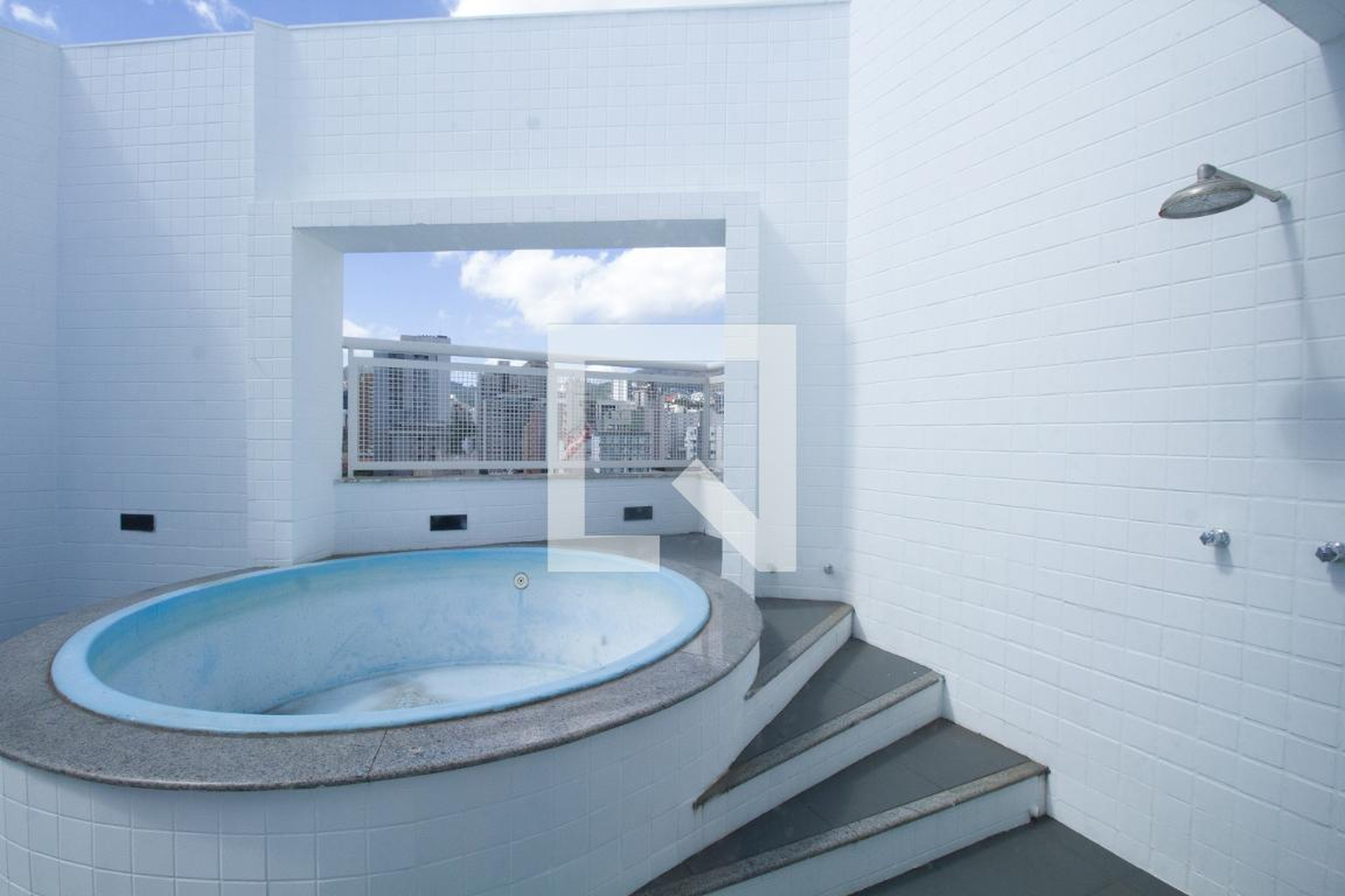 Piscina - Edifício Gropius