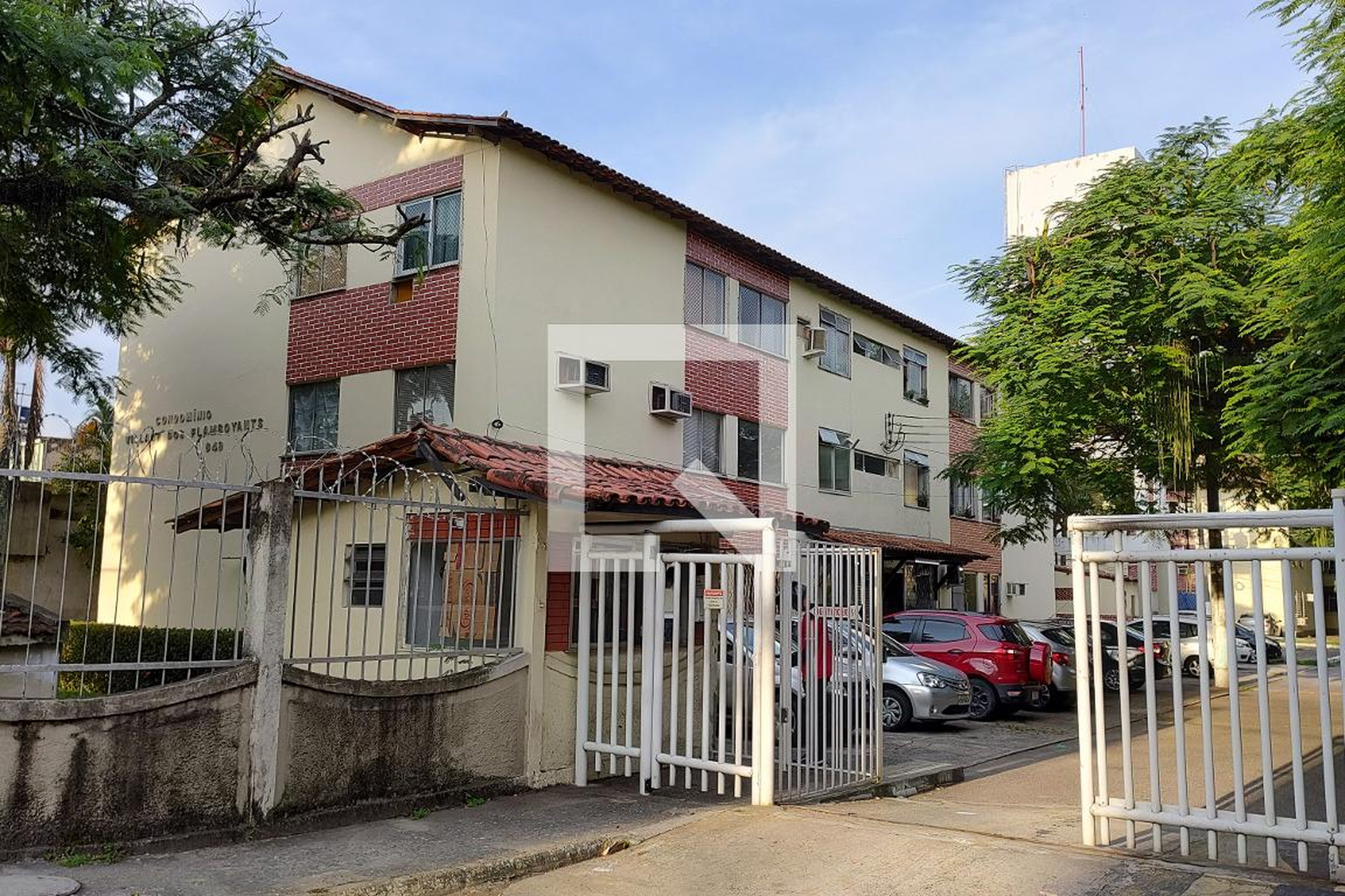 Fachada Condomínio Village dos Flamboyants