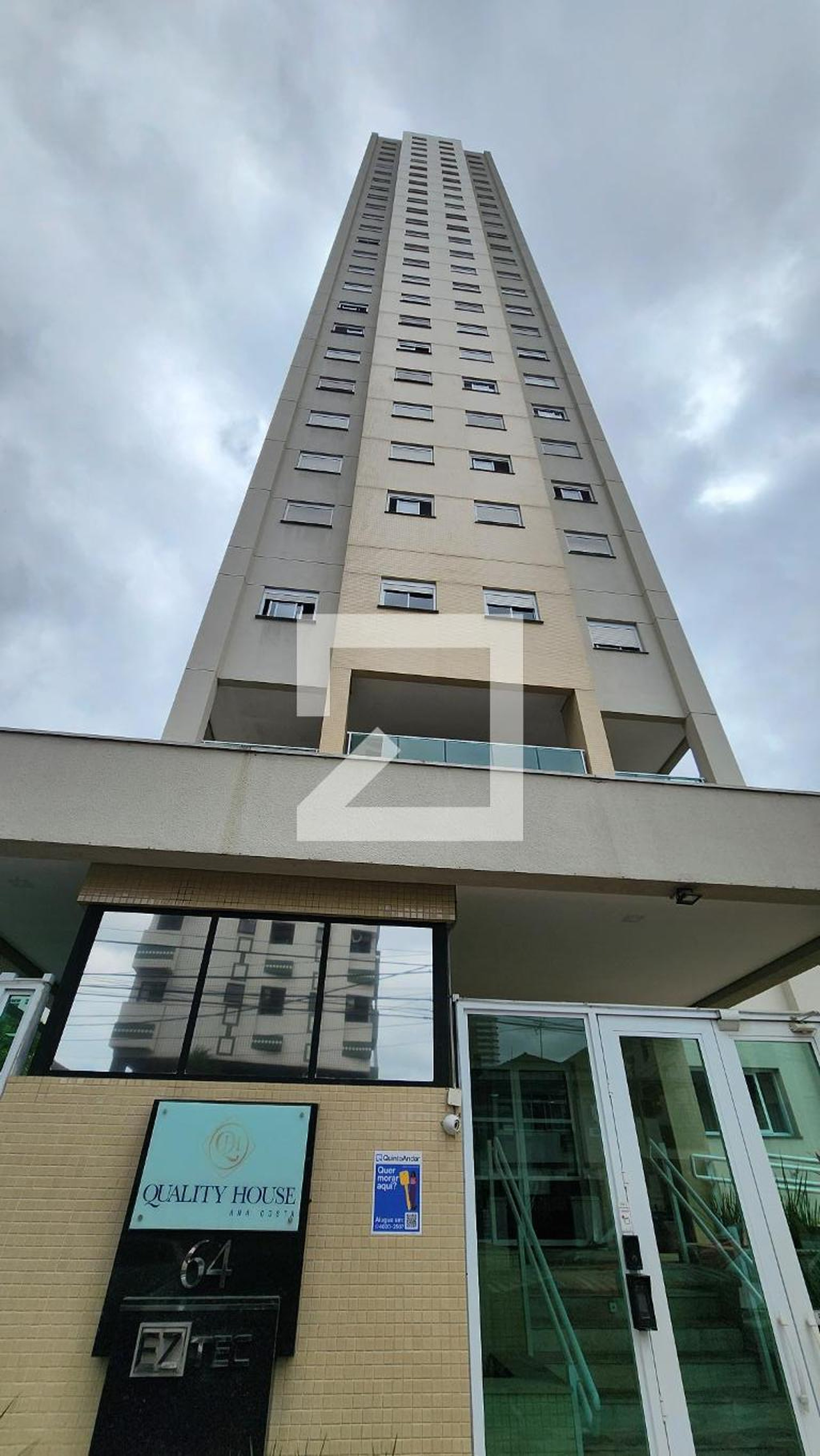 Fachada do Prédio Condomínio Quality House