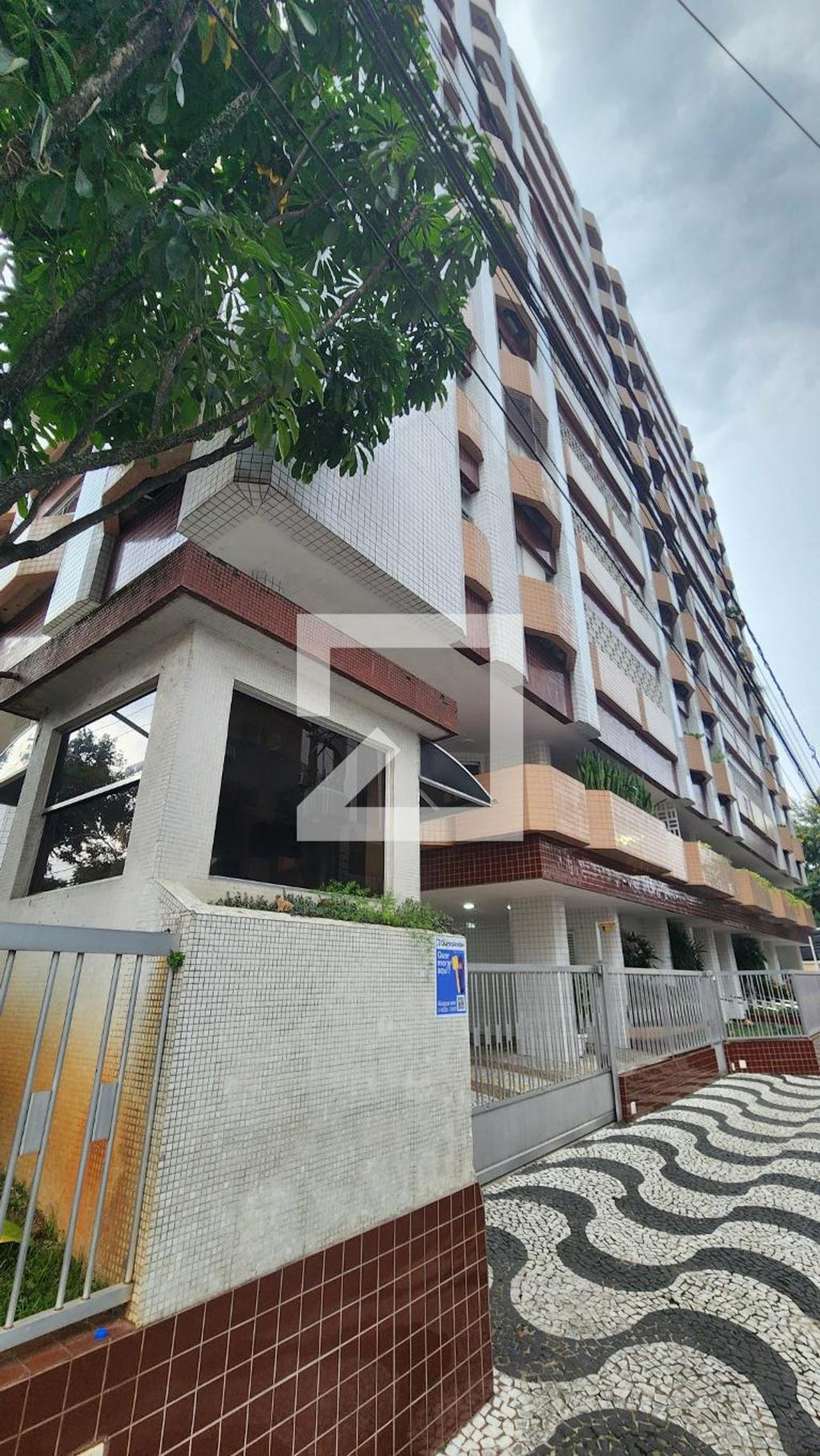 Fachada do Prédio Condomínio em Rua Doutor Amilcar Mendes Gonçalves, 122