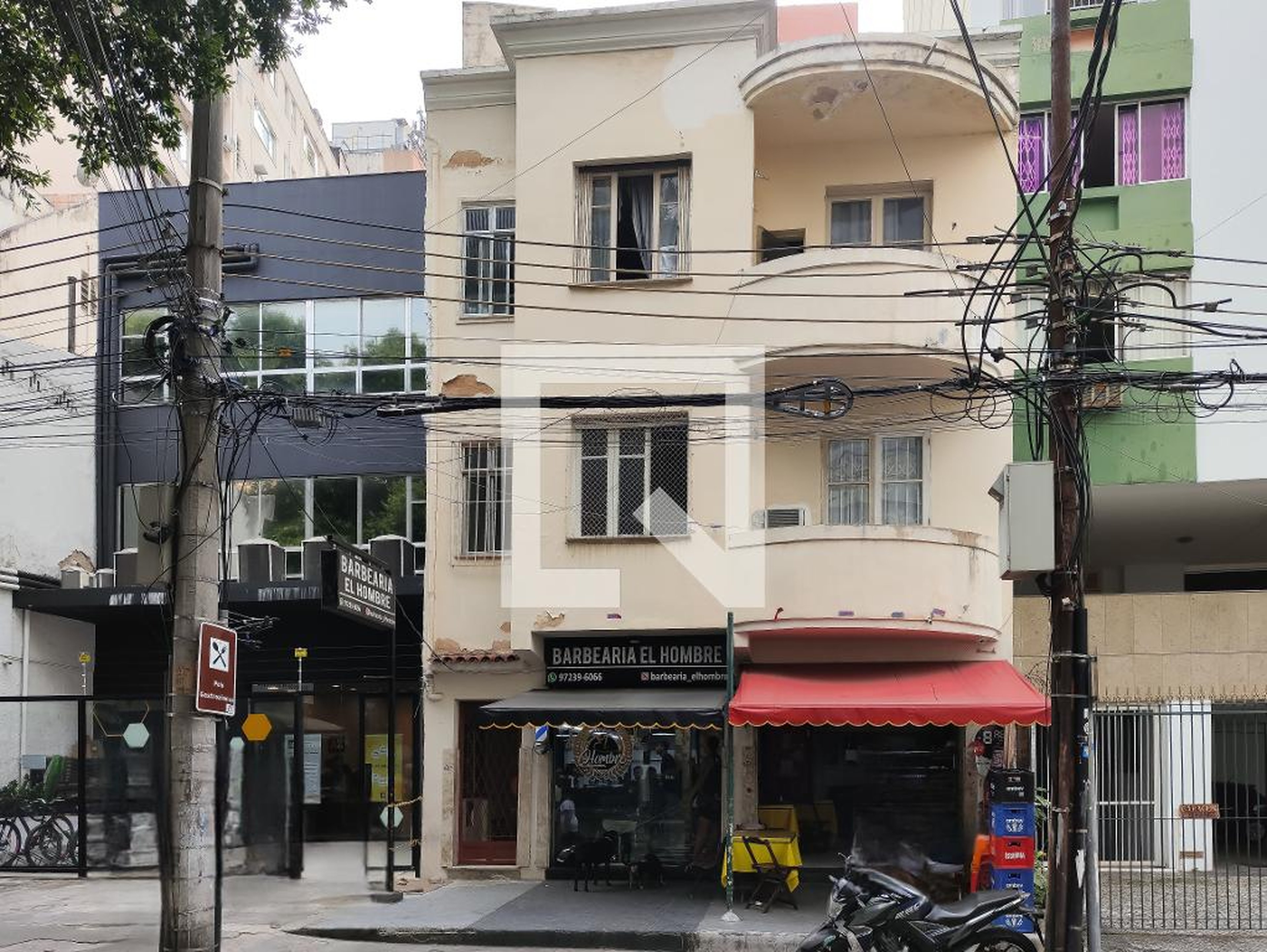 Fachada do Prédio Condomínio em Rua General Roca, 586