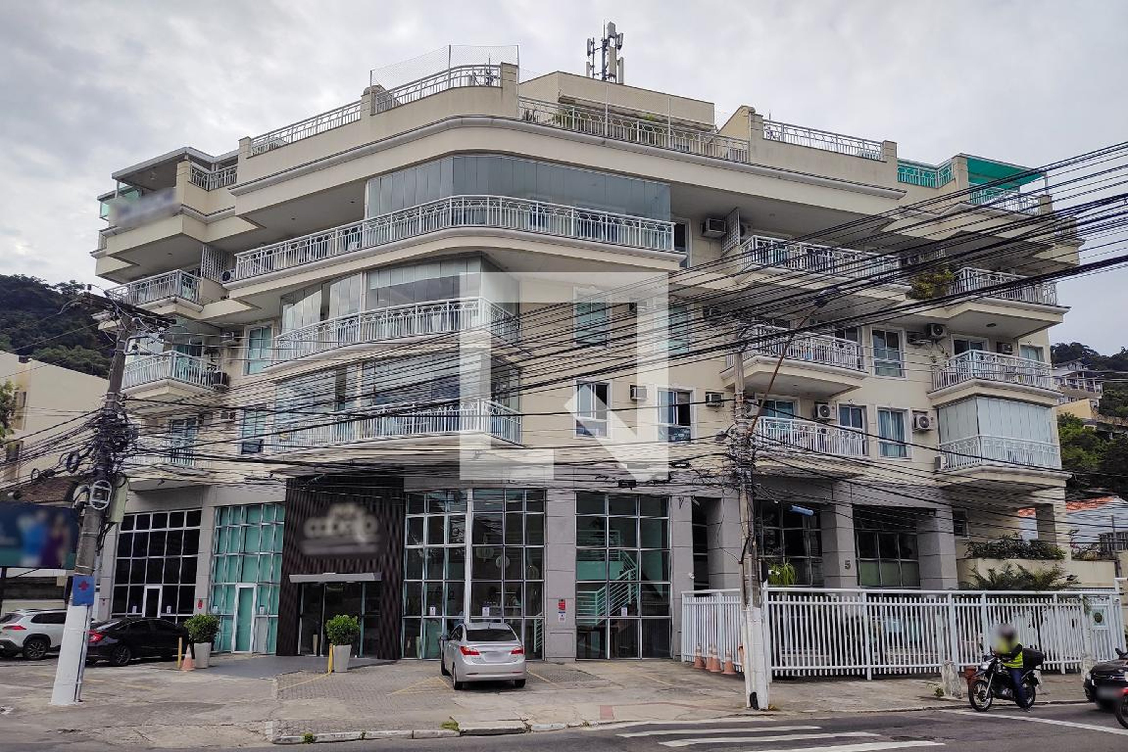 Fachada do Prédio Condomínio Residencias Carmel