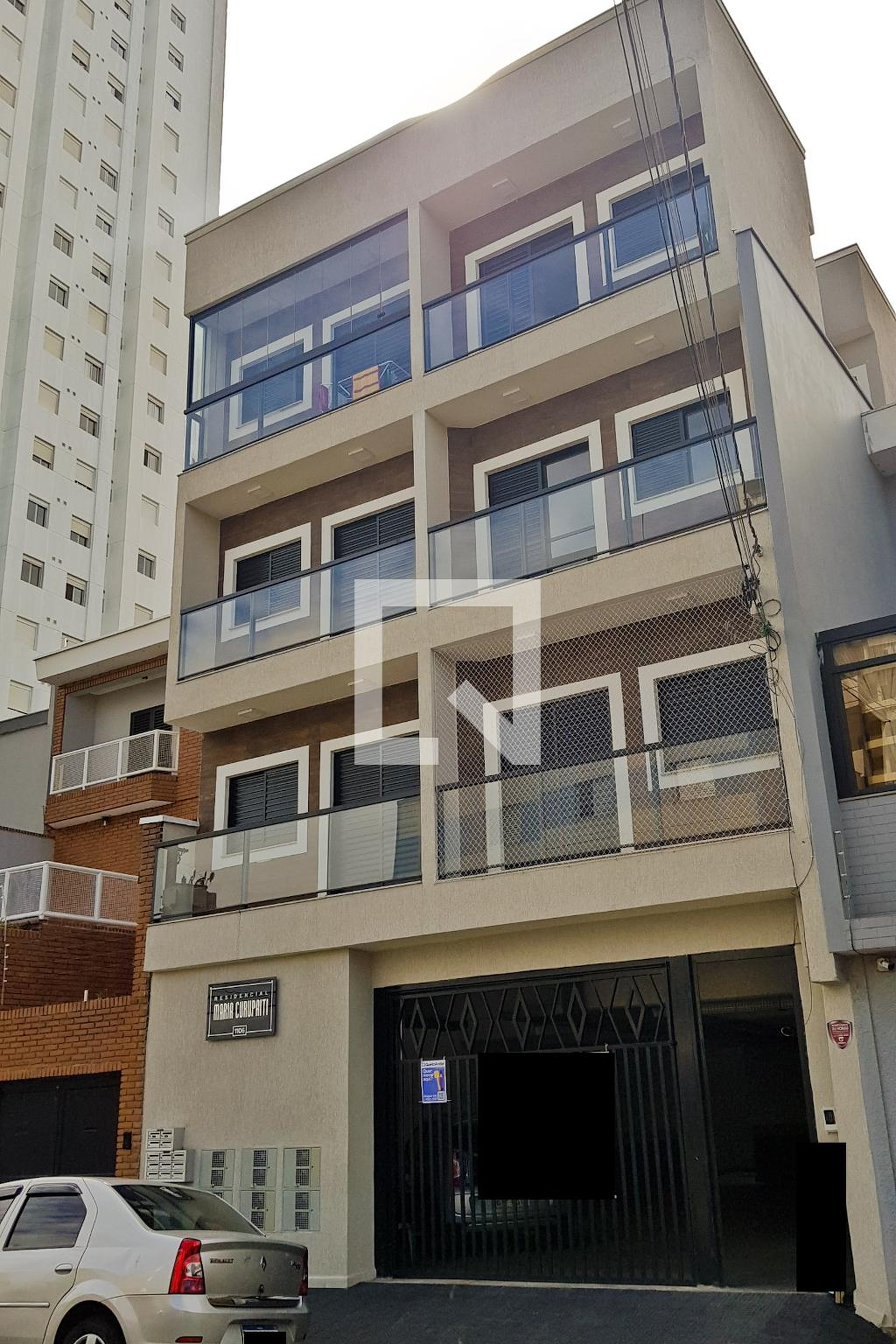 Fachada Condomínio em Rua Maria Curupaiti, 1106