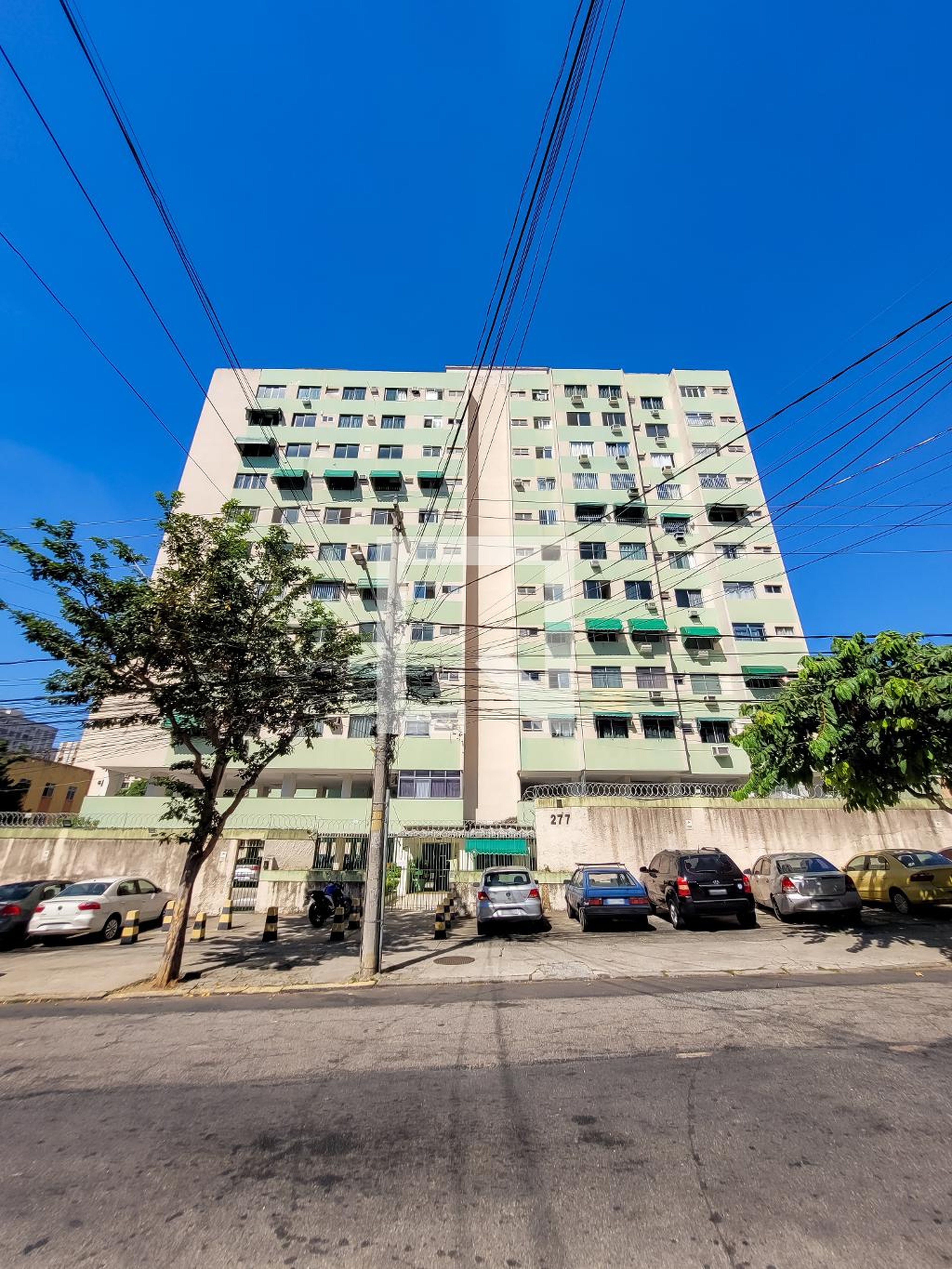 Fachada do Prédio Condomínio em Rua Curupaiti, 227