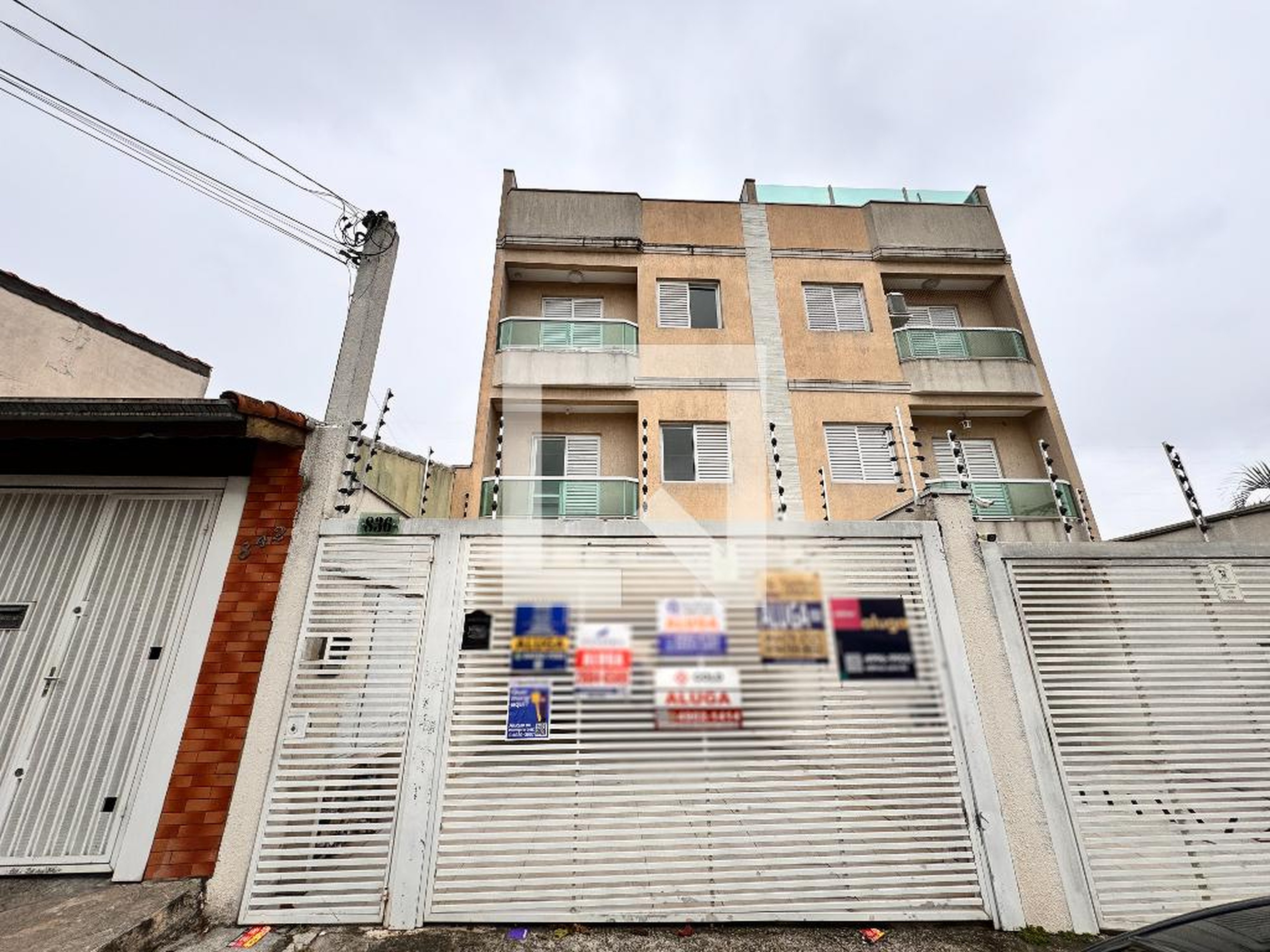 Fachada Condomínio em Rua Atabasca, 836