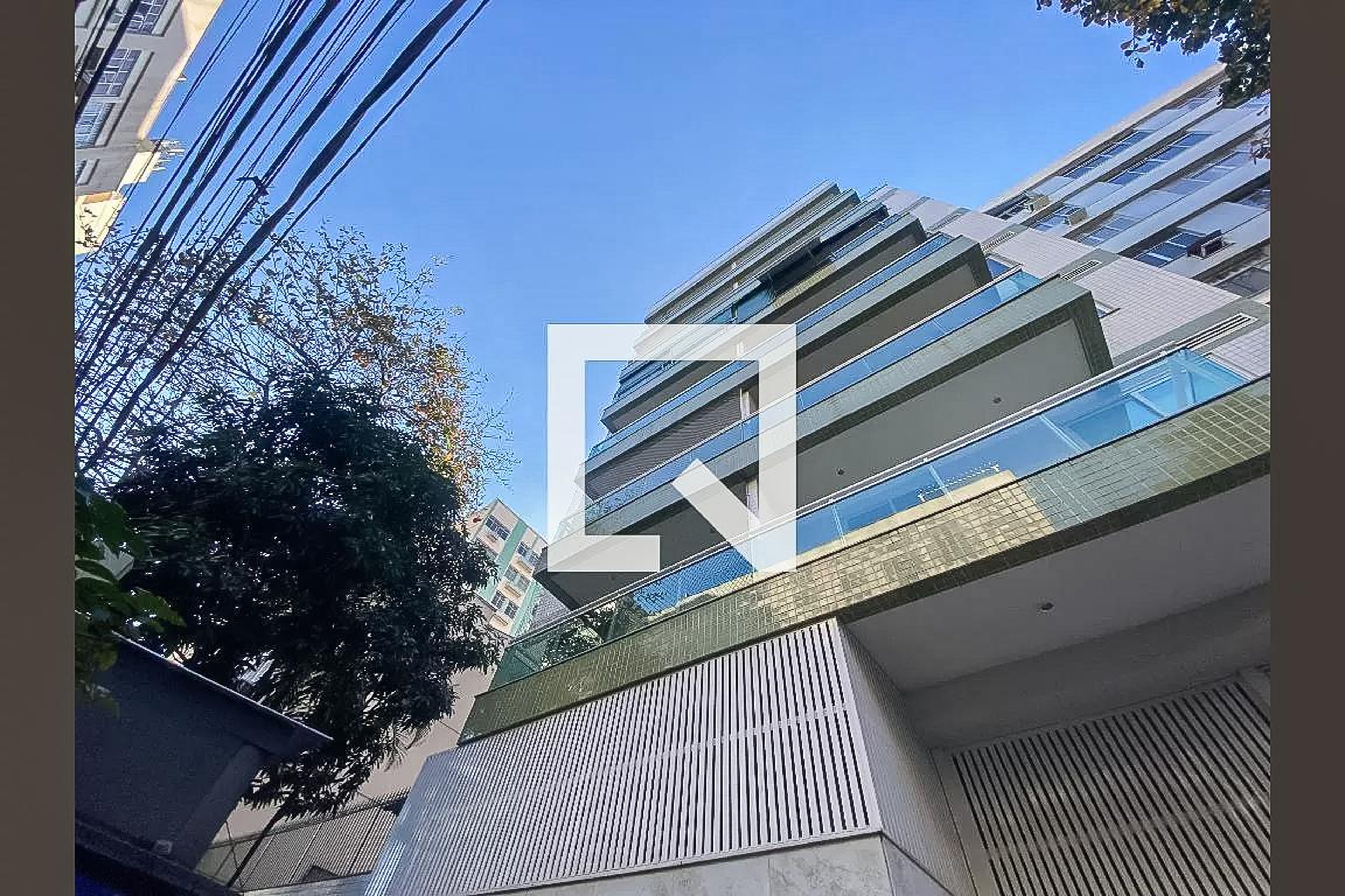 Fachada Edifício Maison Satamini