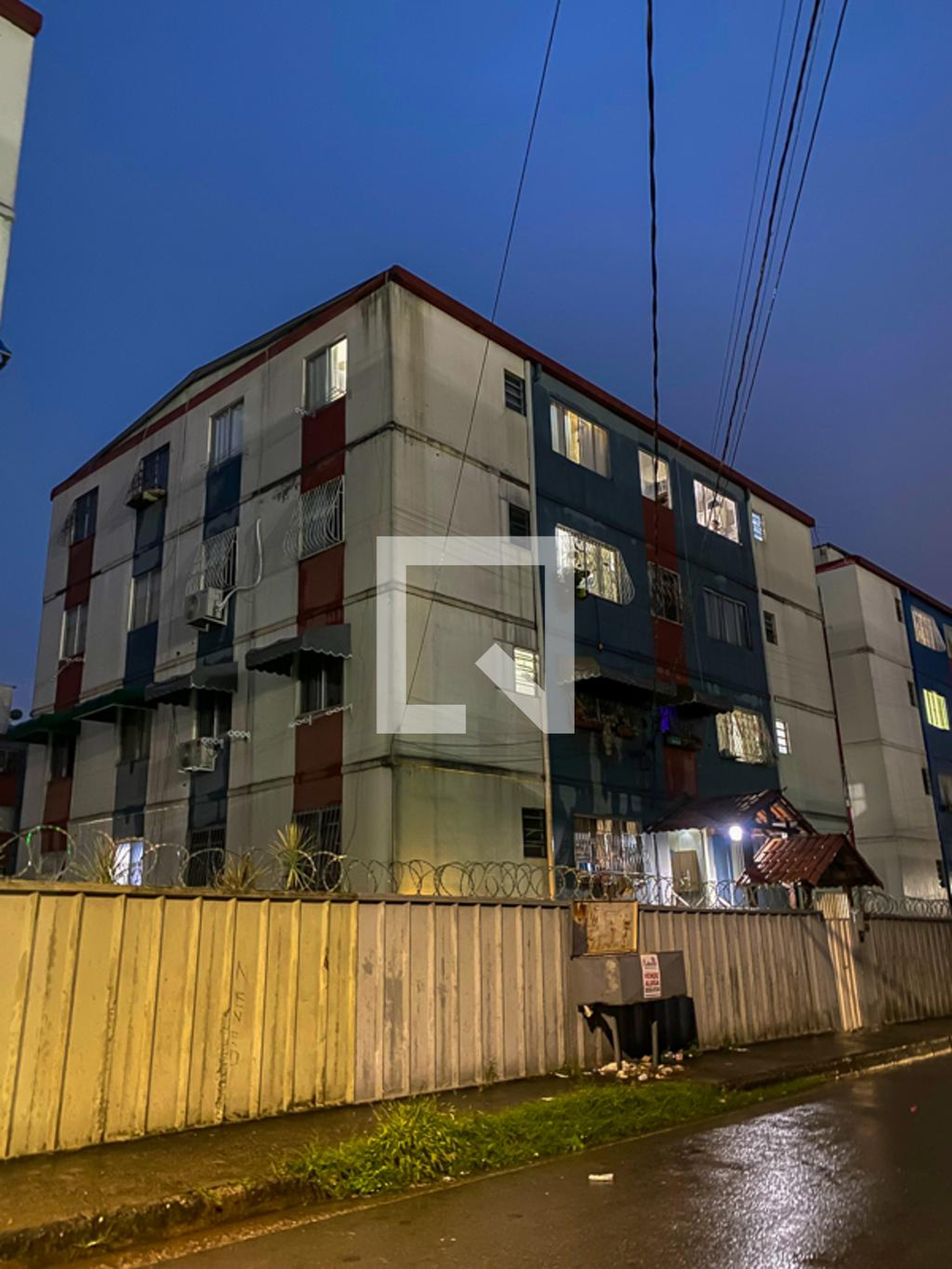 Fachada Condomínio em Rua Antônio Soares de Melo, 245