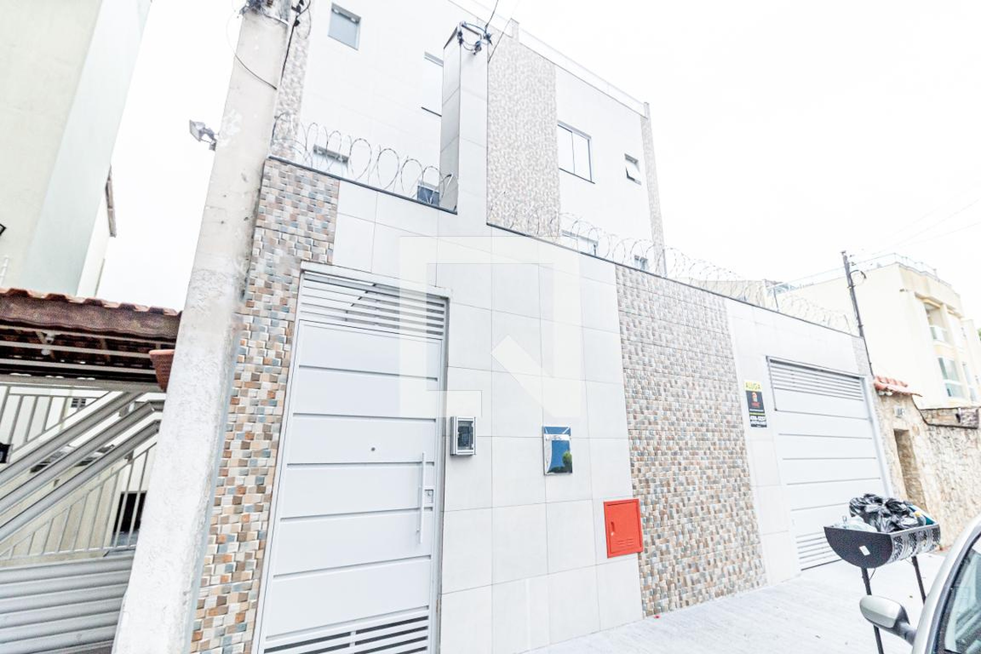 Fachada Condomínio em Rua dos Jequitibás, 131