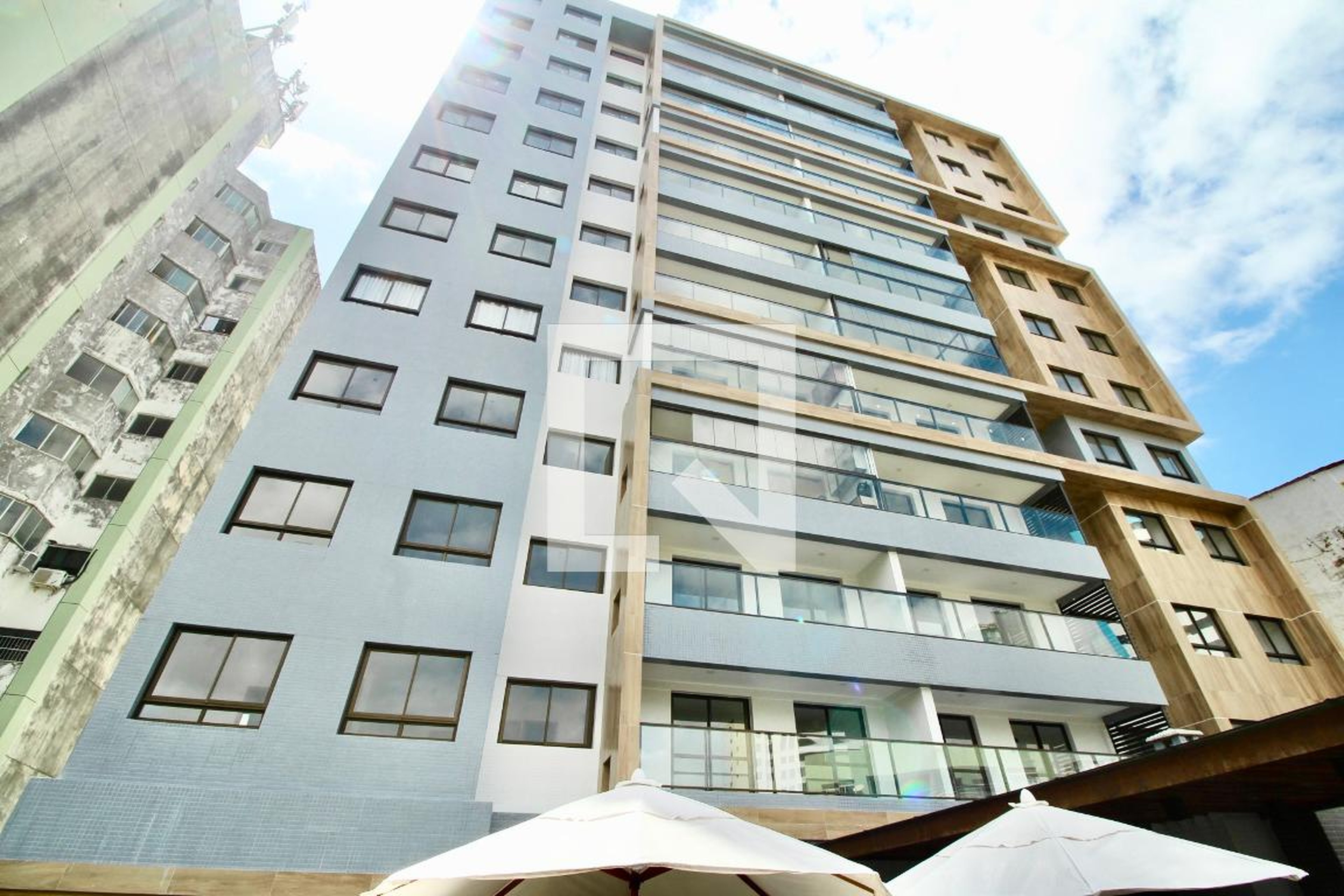 Fachada do Prédio Condomínio House Federacao