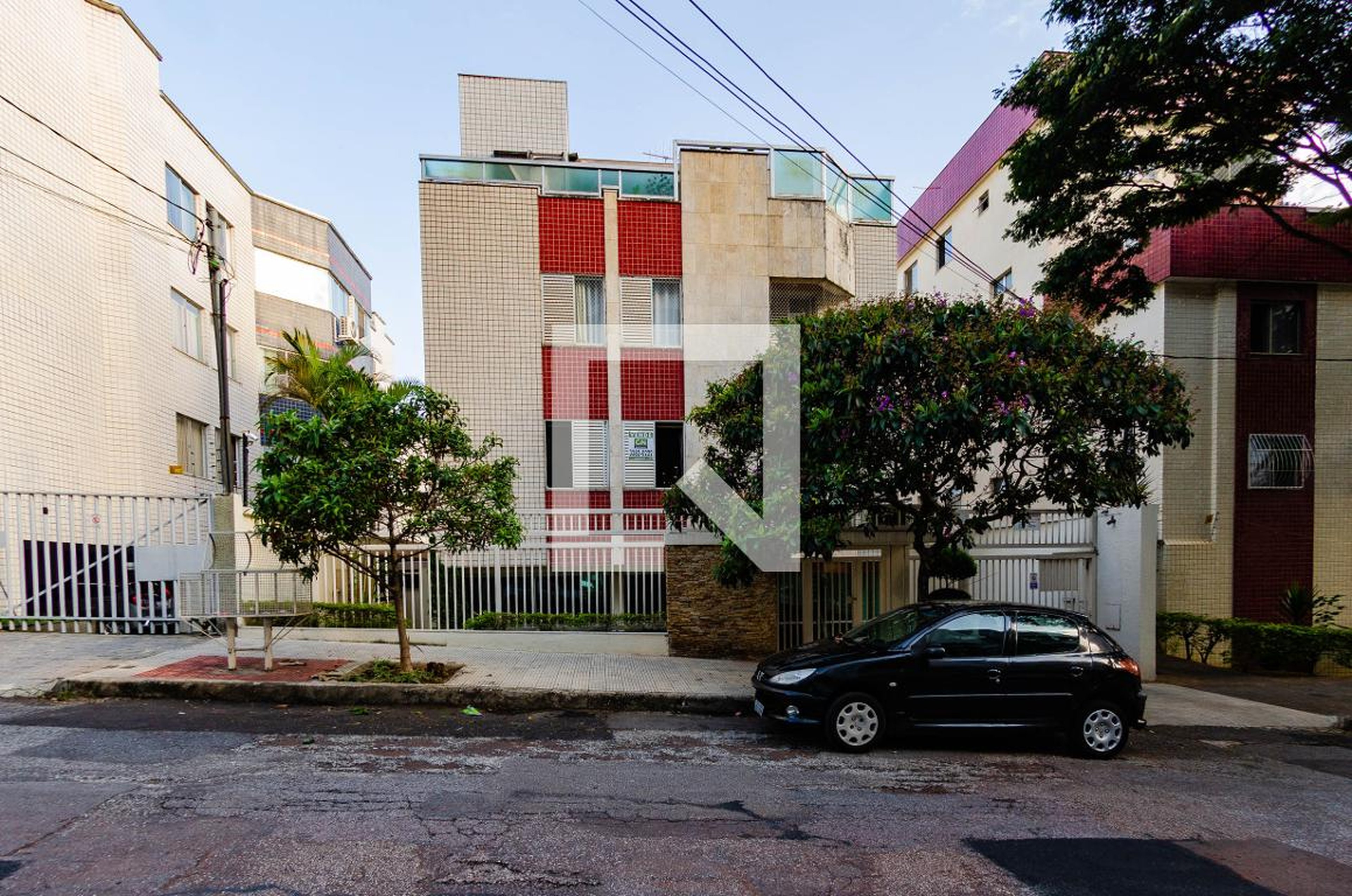 Fachada Condomínio em Rua Silvio de Oliveira Martins, 101