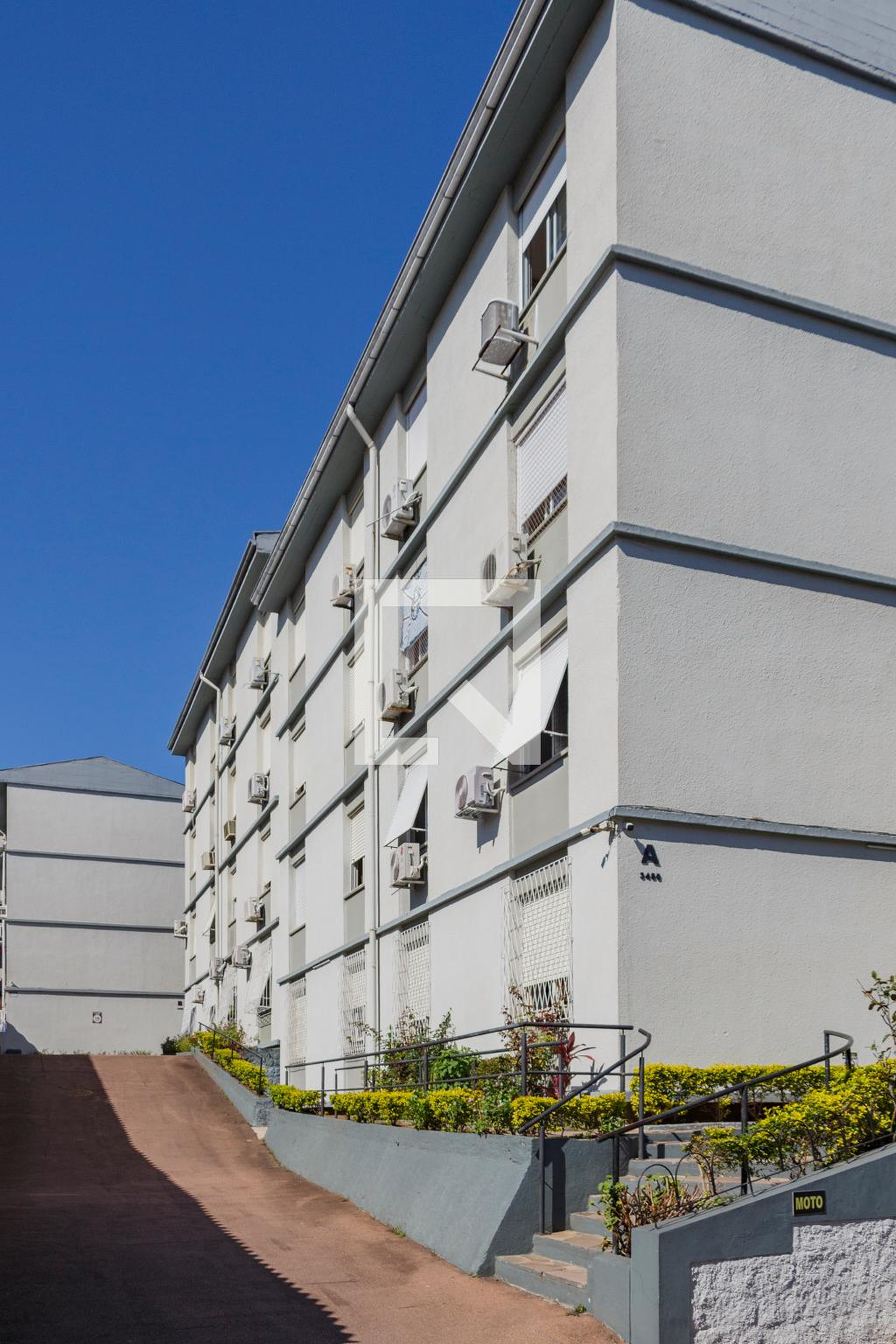 Fachada Condomínio em Avenida Teresópolis, 3490