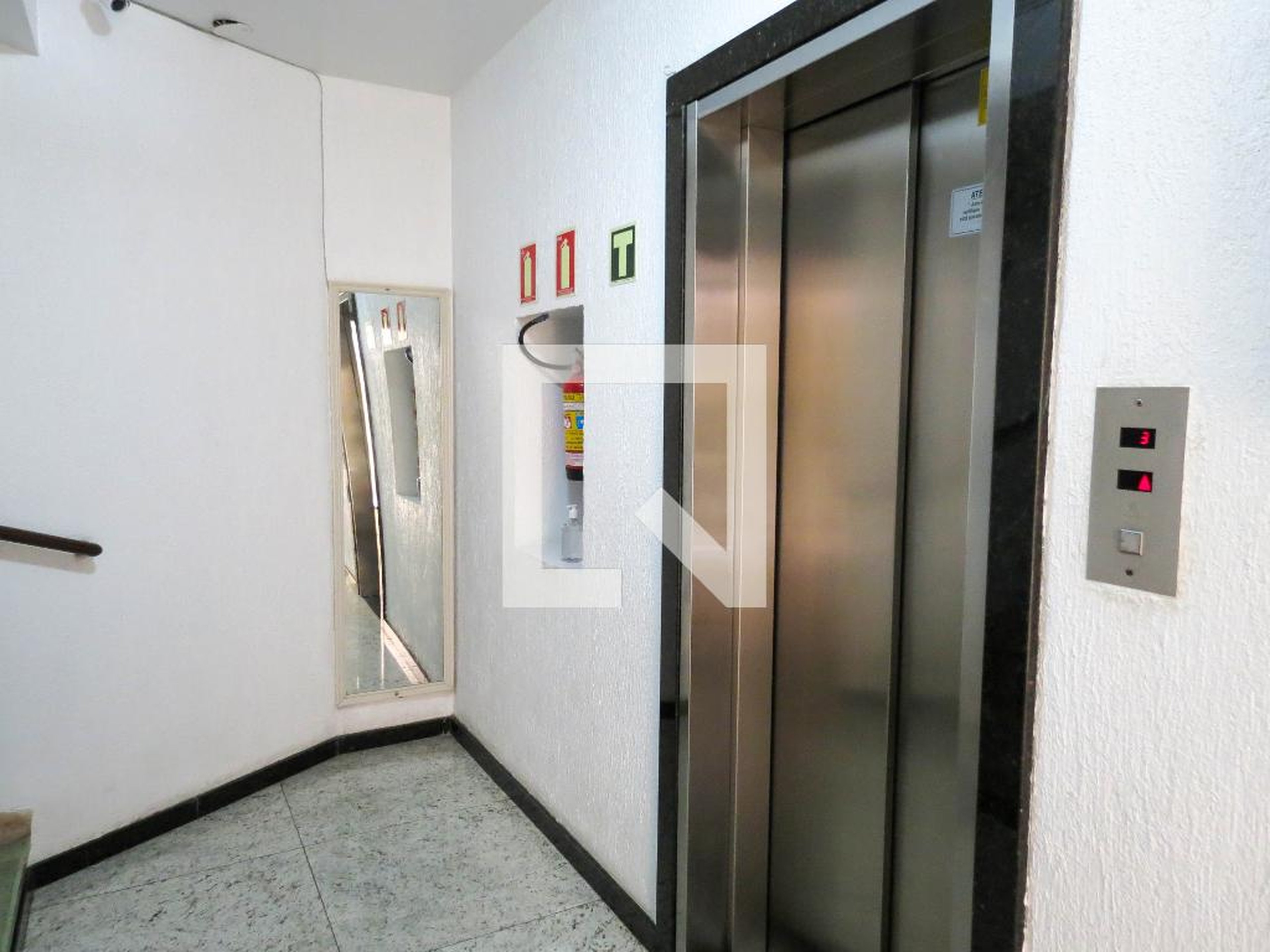 Hall social - Edifício Jerônimo D'Ornelas