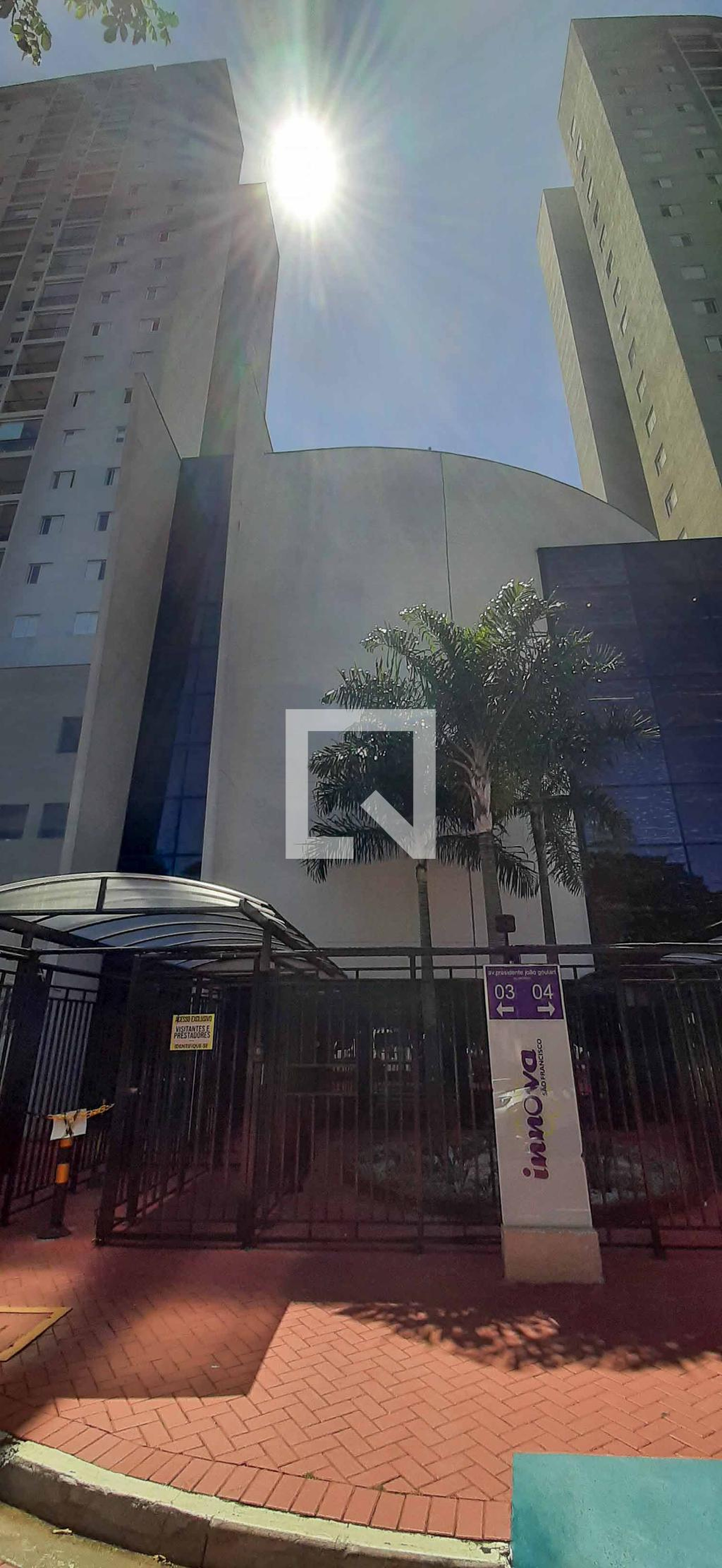 Fachada do Condomínio Condomínio Innova São Francisco