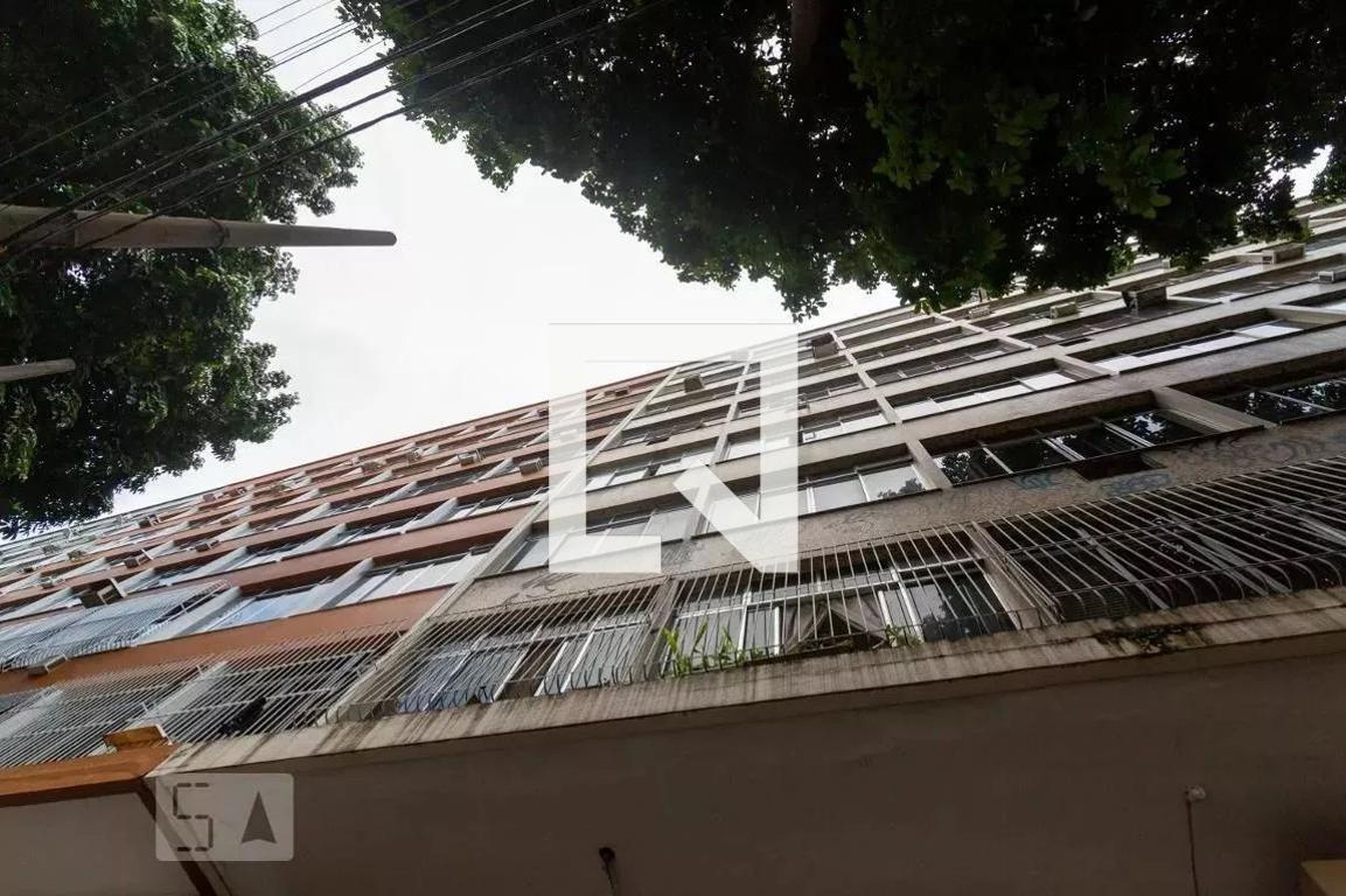 Fachada Condomínio Franco Hara