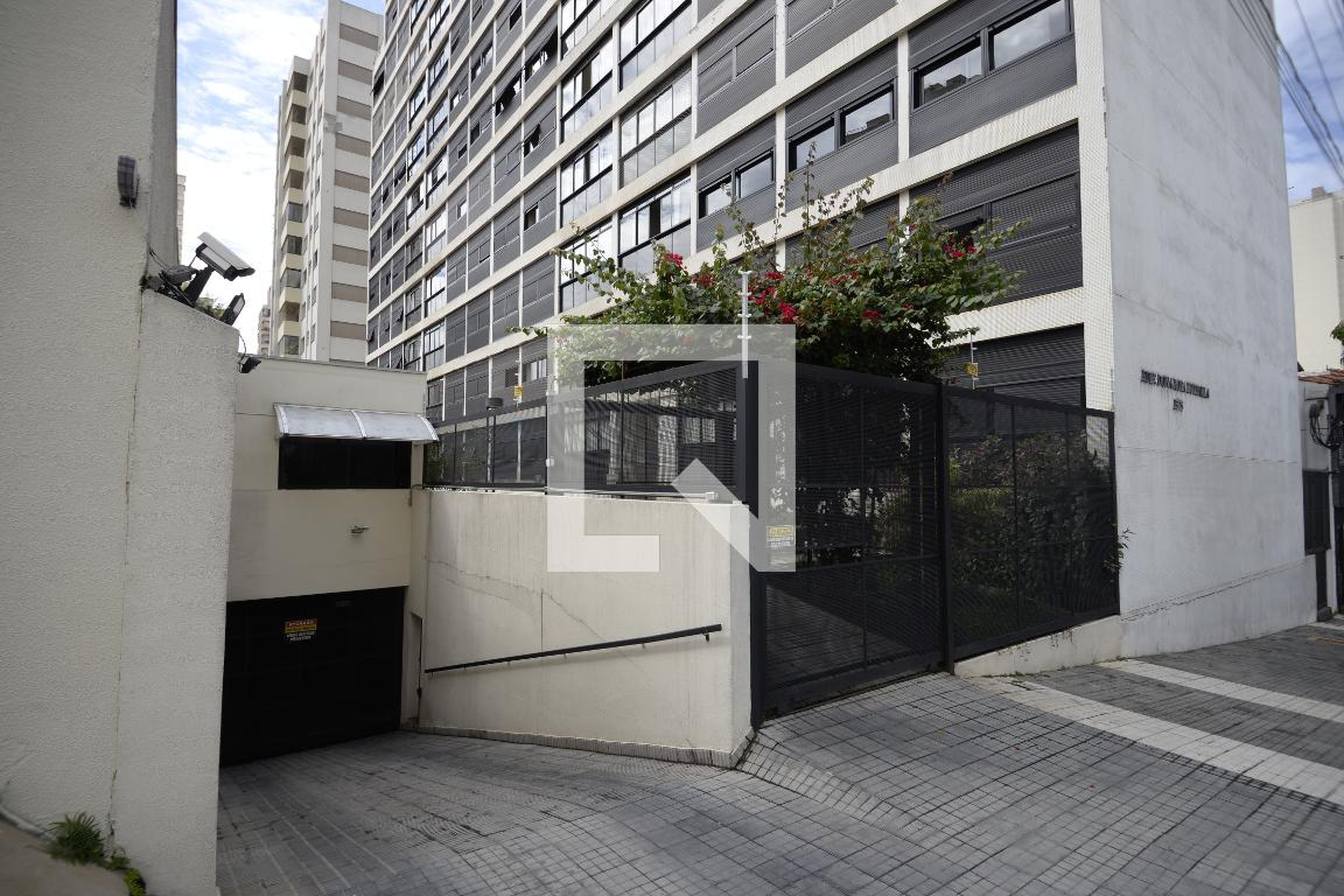 Fachada Condomínio Dona Rosa Lutfalla