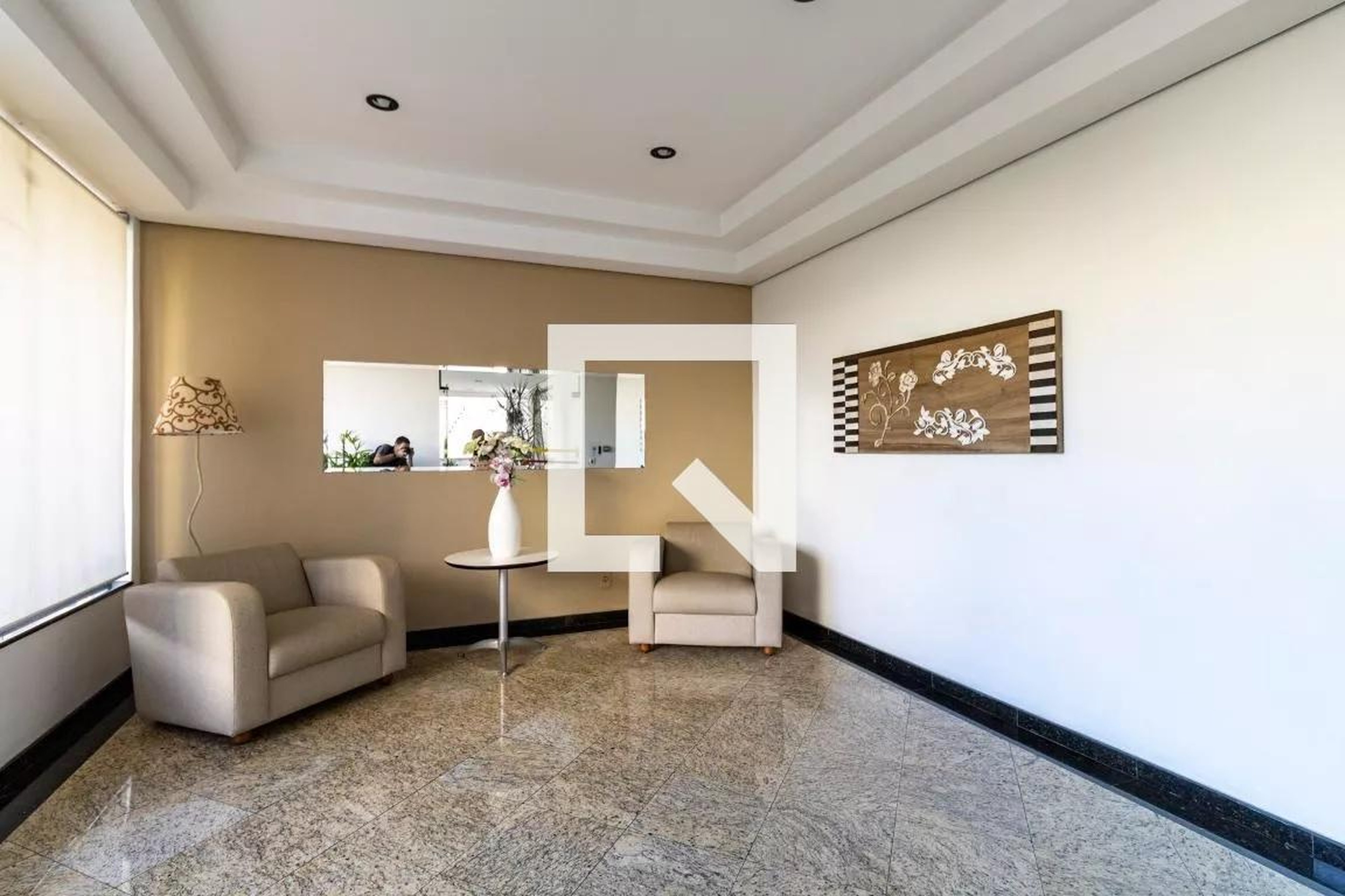 Hall Social - Maison Madelene