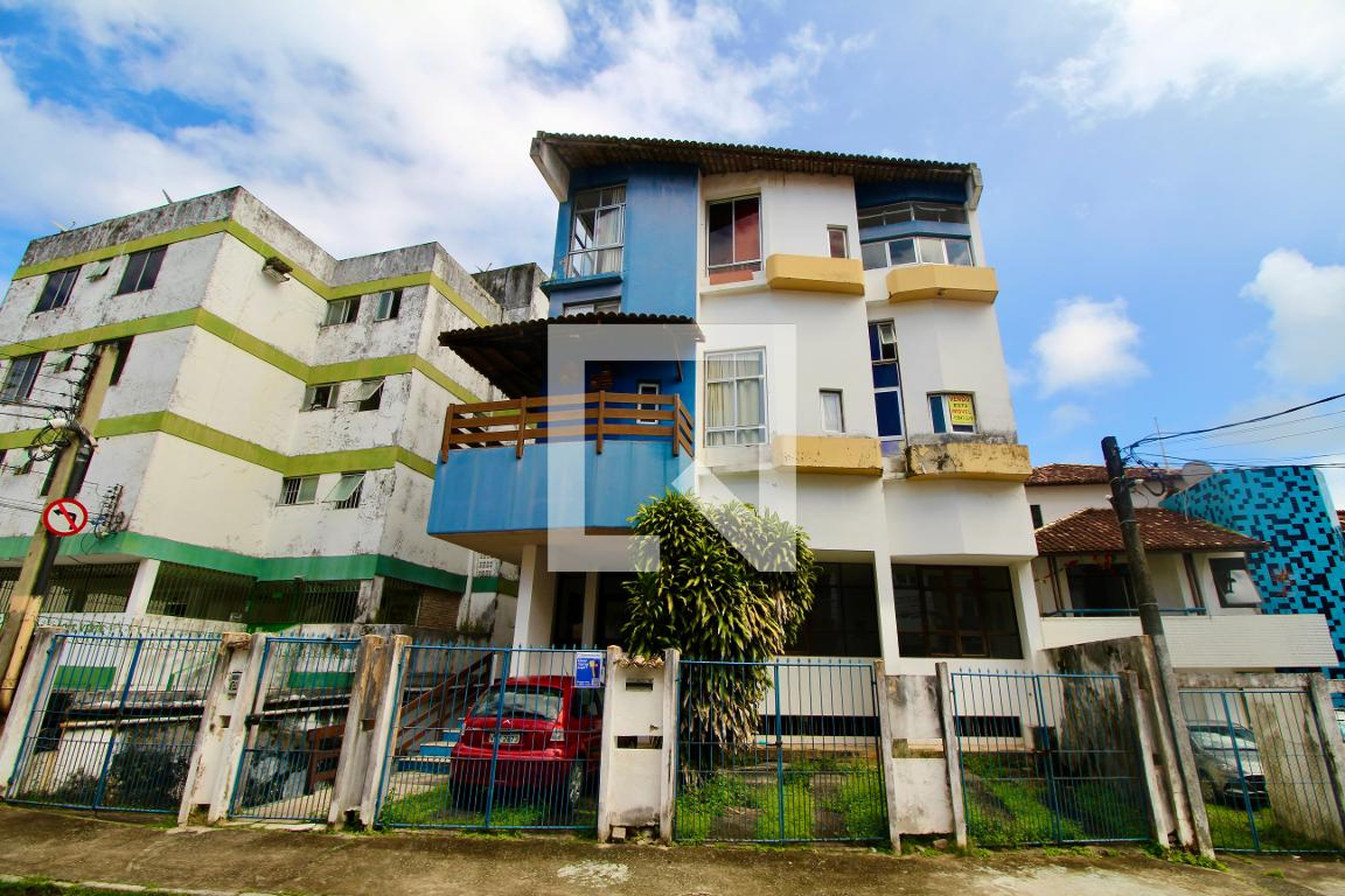 Fachada Condomínio em Rua Almirante Francisco Muniz, 33