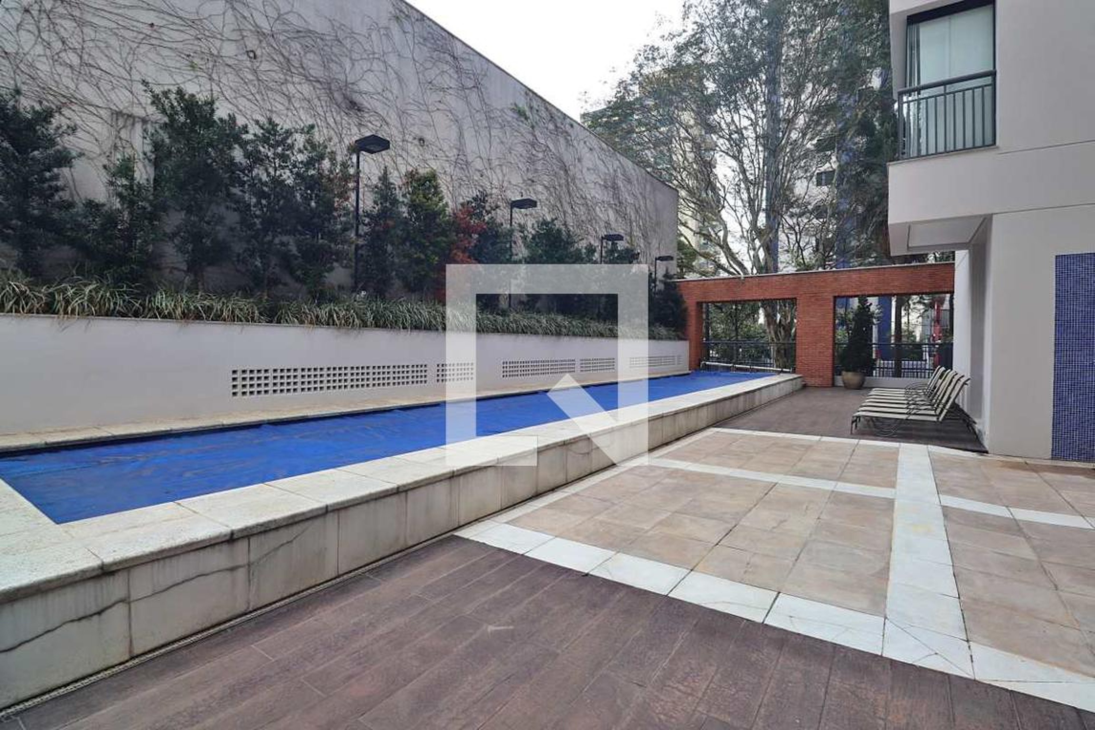 Piscina - Edifício Figue