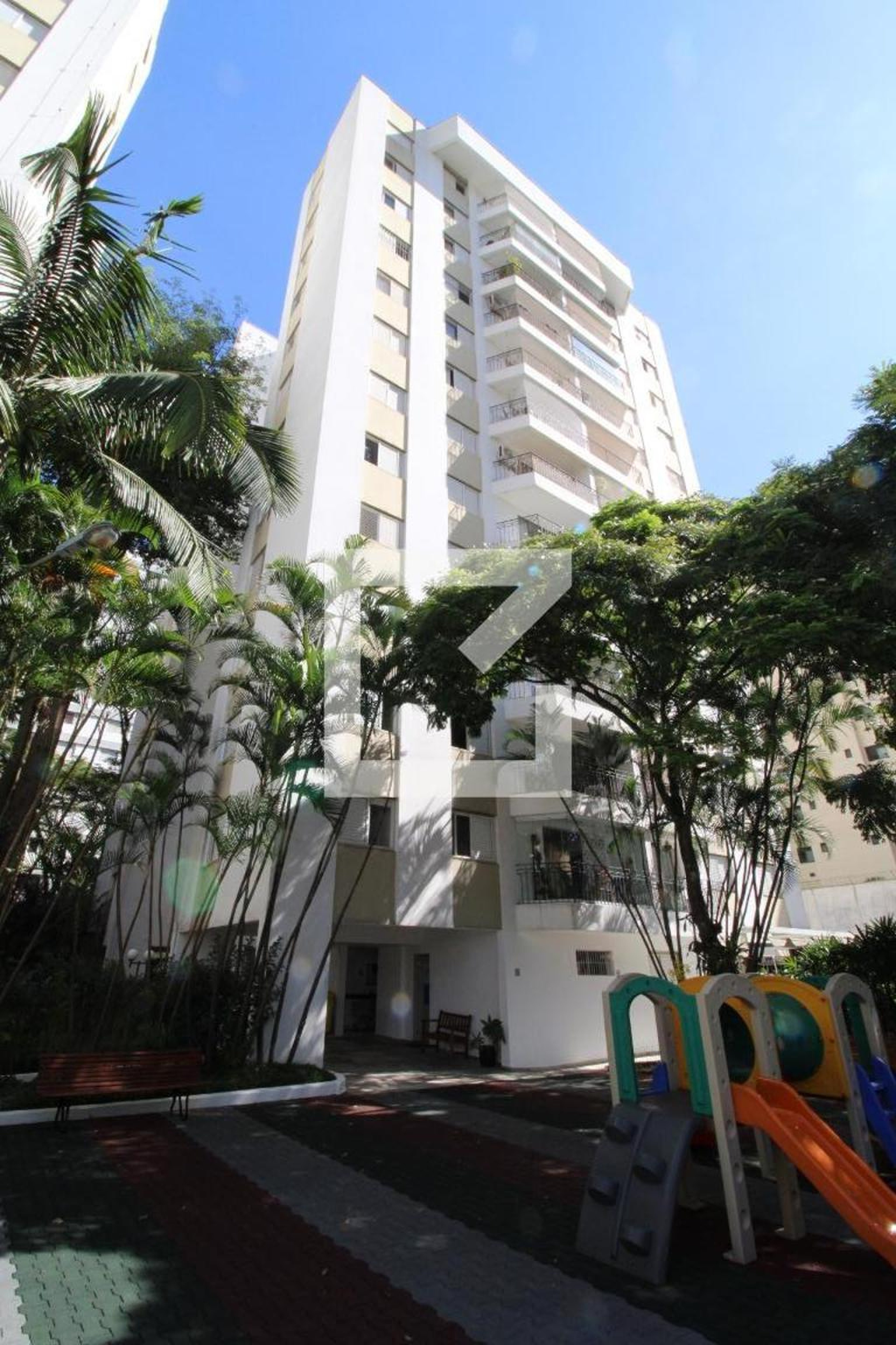 Fachada do Prédio Condomínio Holbein e Grunewald