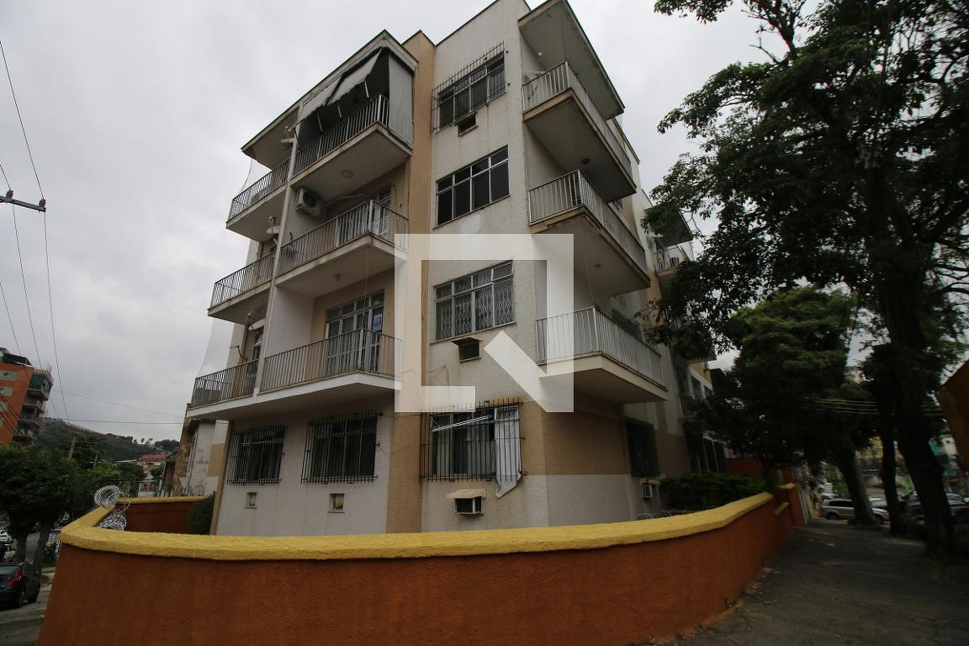 Fachada do Prédio Condomínio em Rua Honório Bicalho, 61