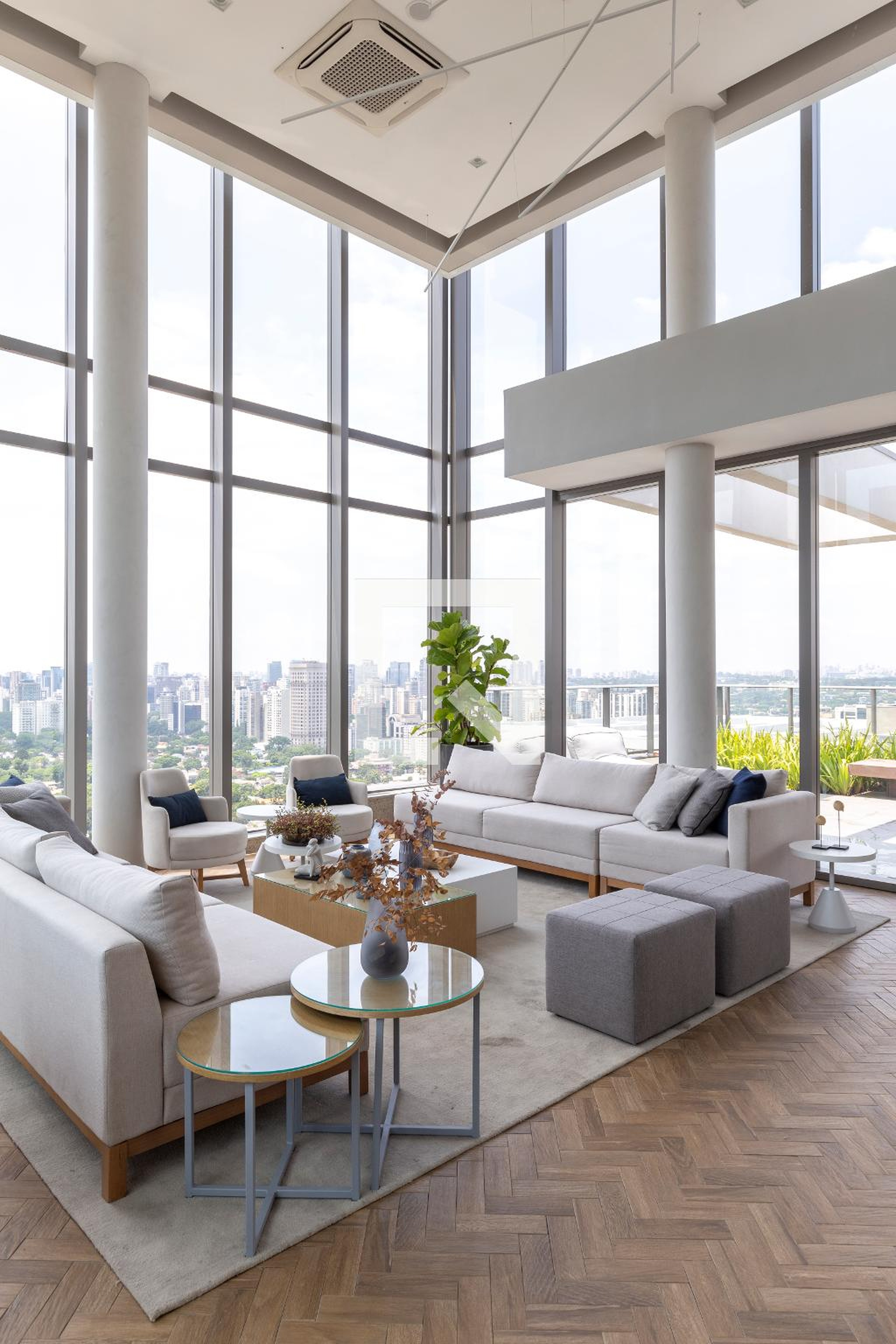 Área comum Condomínio em Rua Dante Carraro, 71