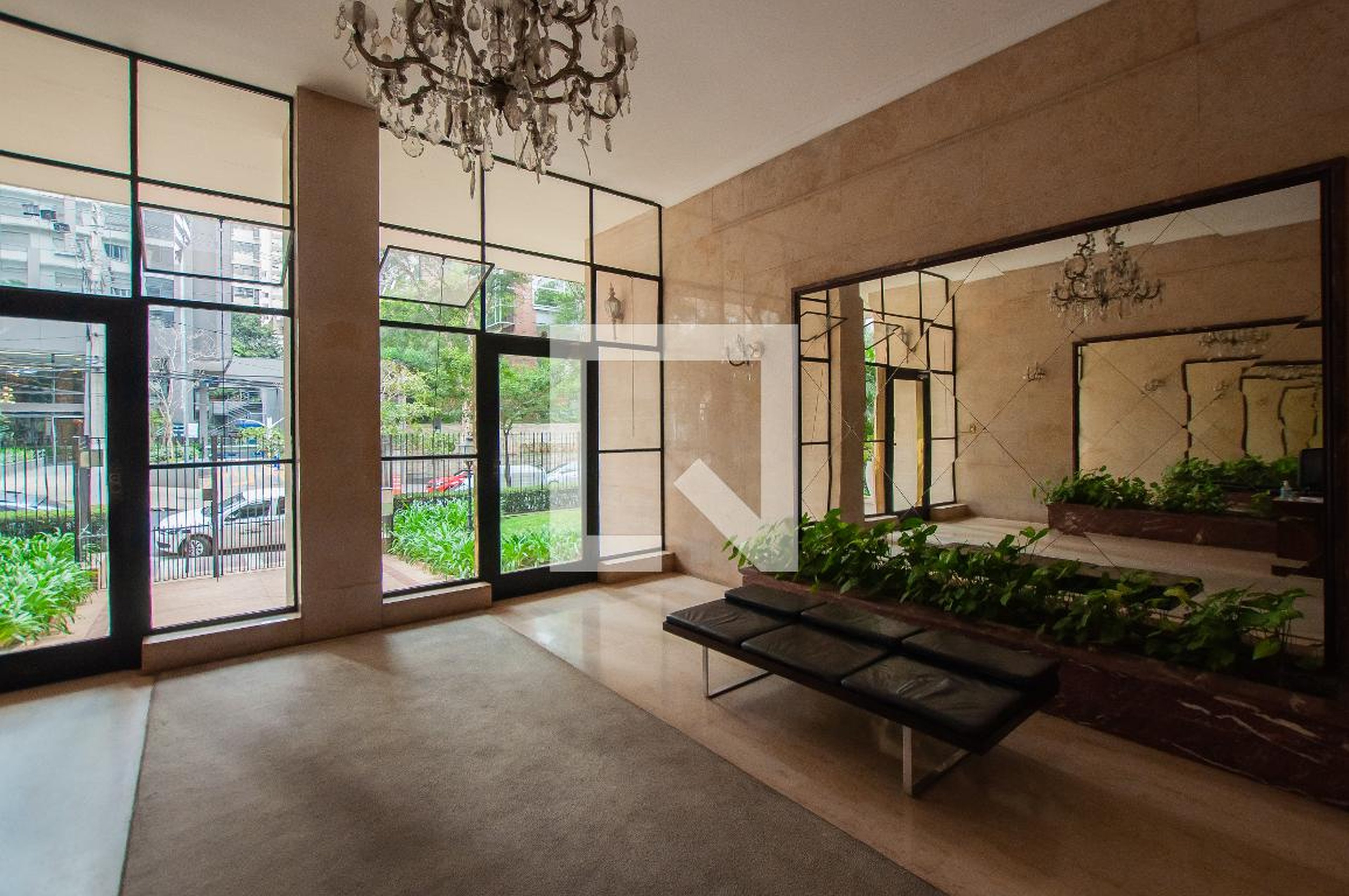 Hall de entrada - Gladiolus