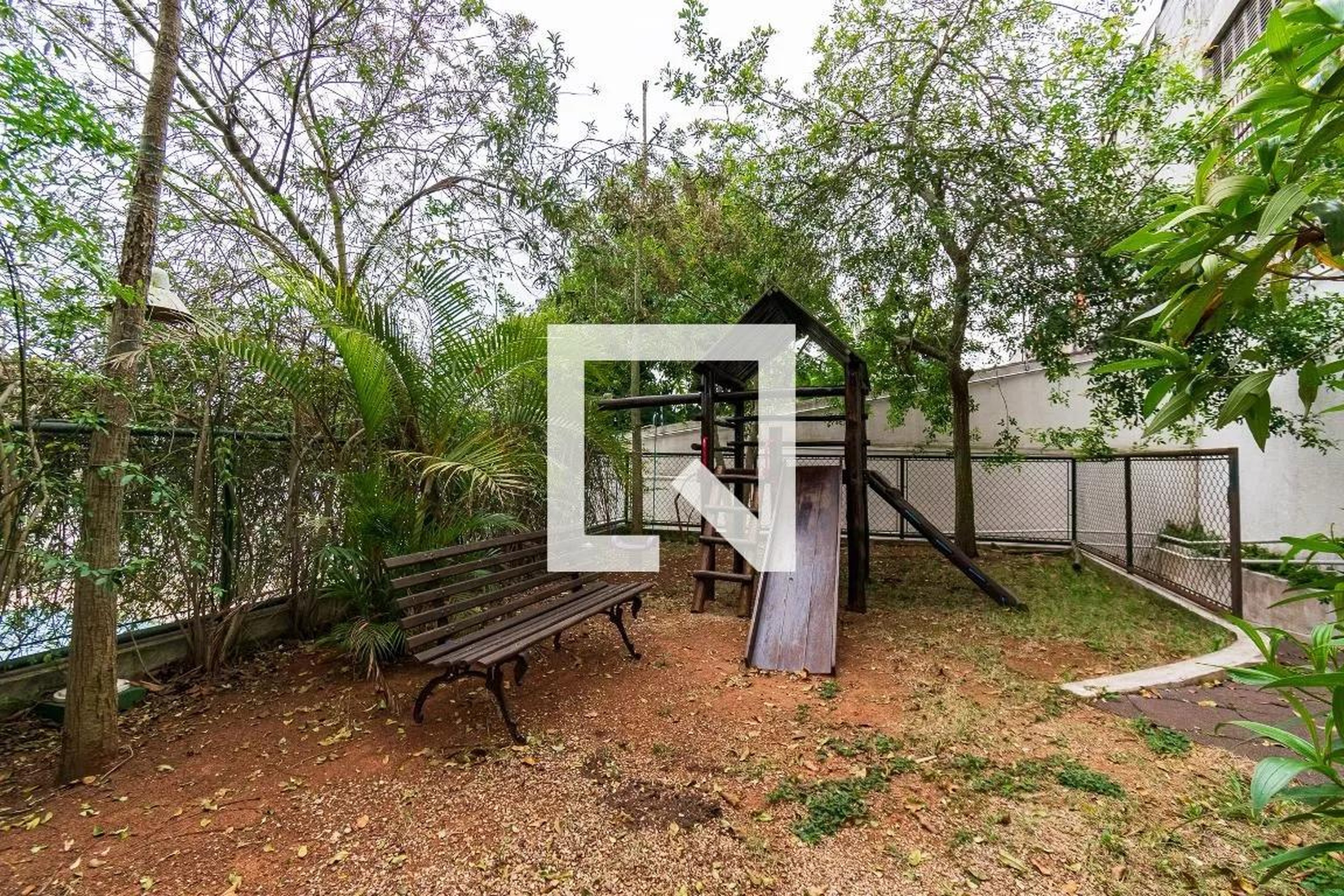 Playground - Life Style