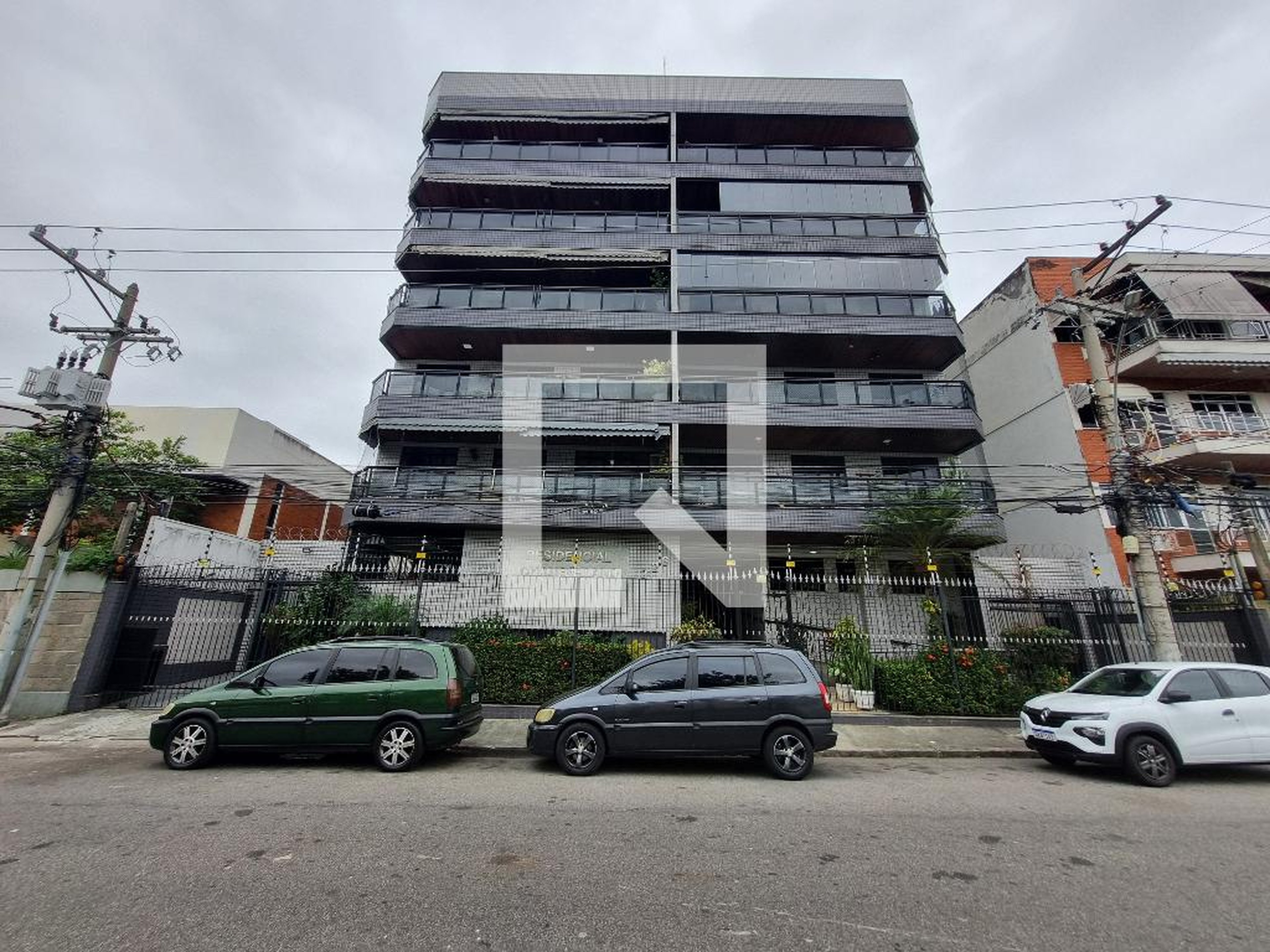 Fachada Condomínio em Rua Rodolfo Chambelland, 226