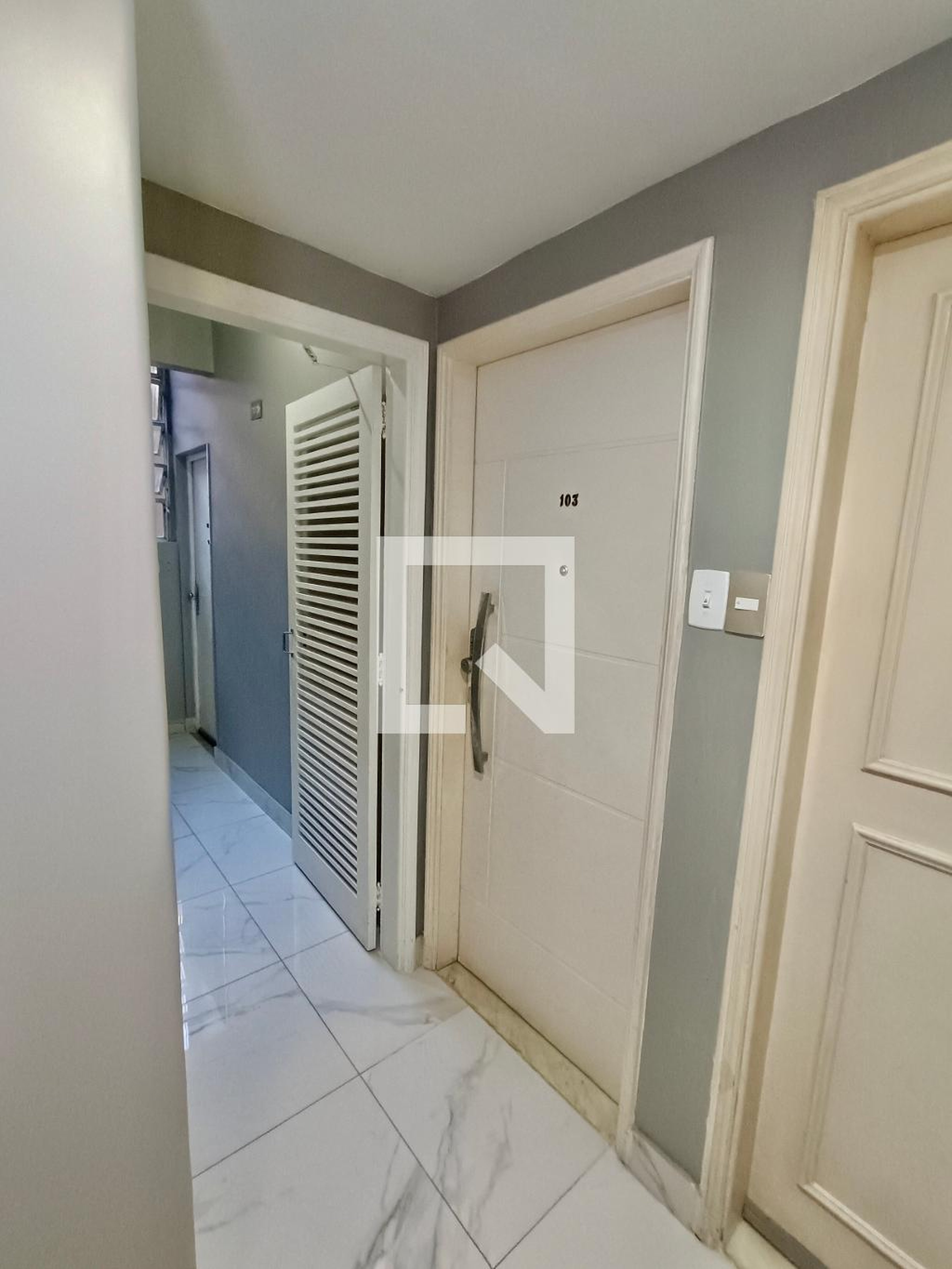 Hall - Edifício Maria Luiza