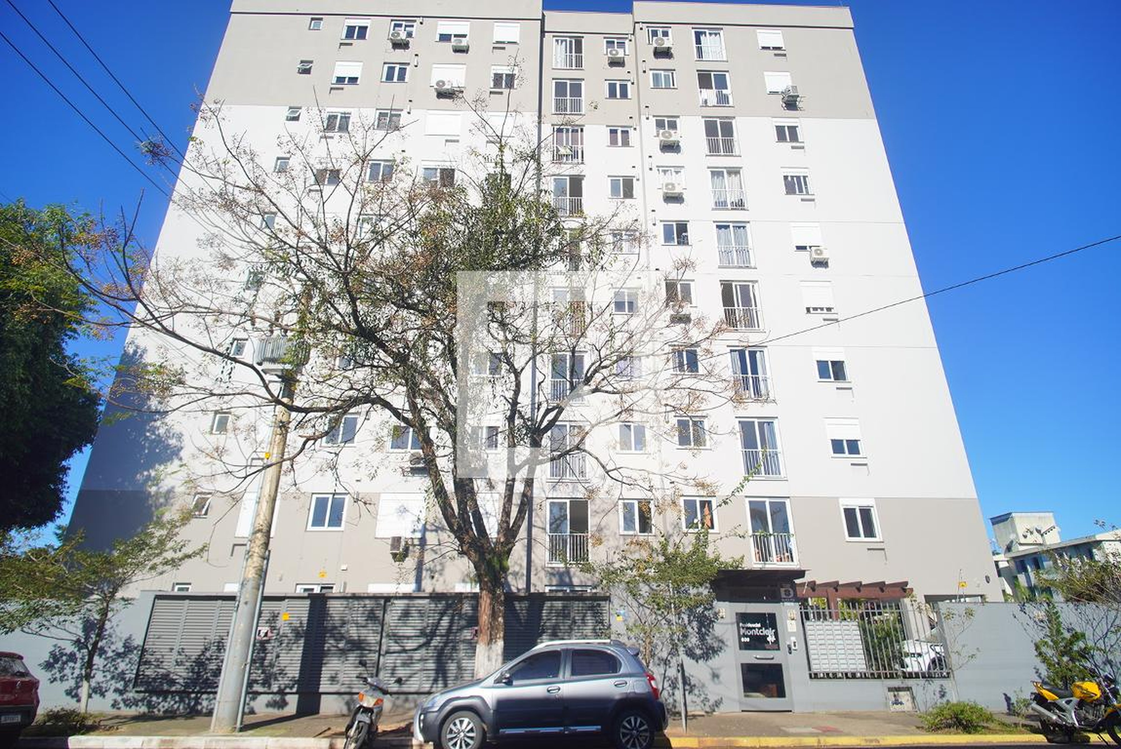 Fachada Condomínio em Rua Doutor Karl Wilhelm Schinke, 250