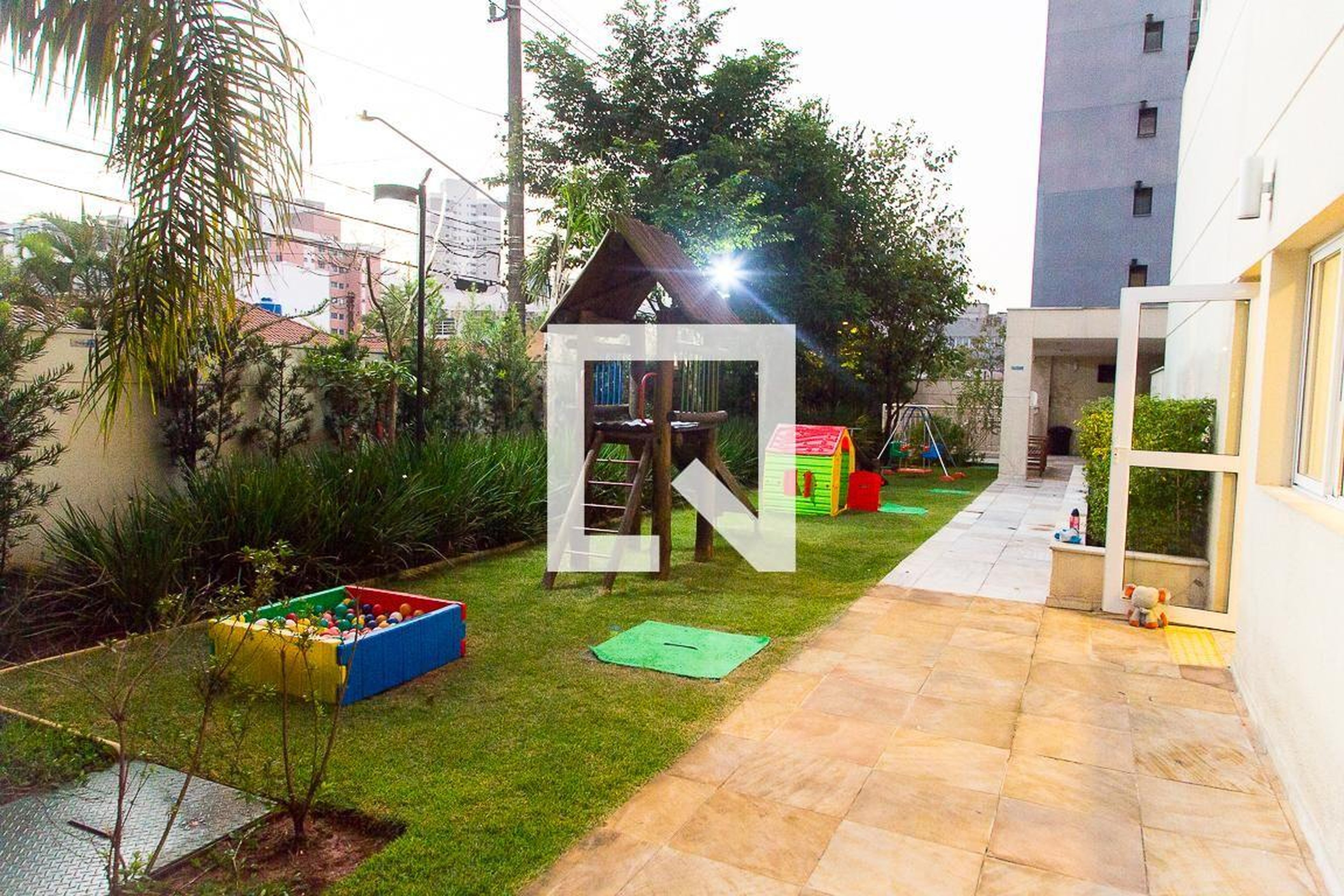 Playground - Bless Fagundes Filho