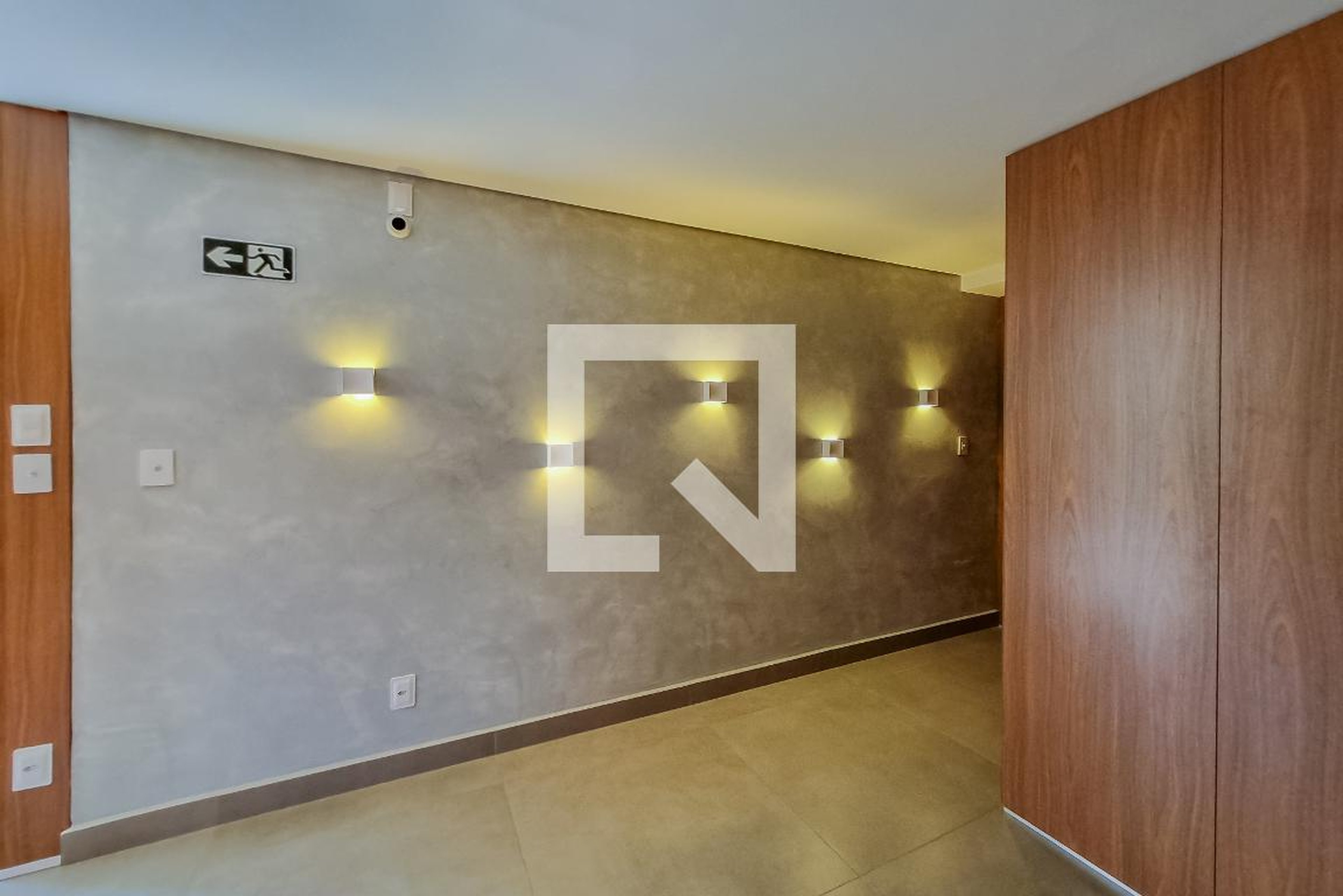 Hall social Condomínio em Rua Doutor José Silva Martins, 327