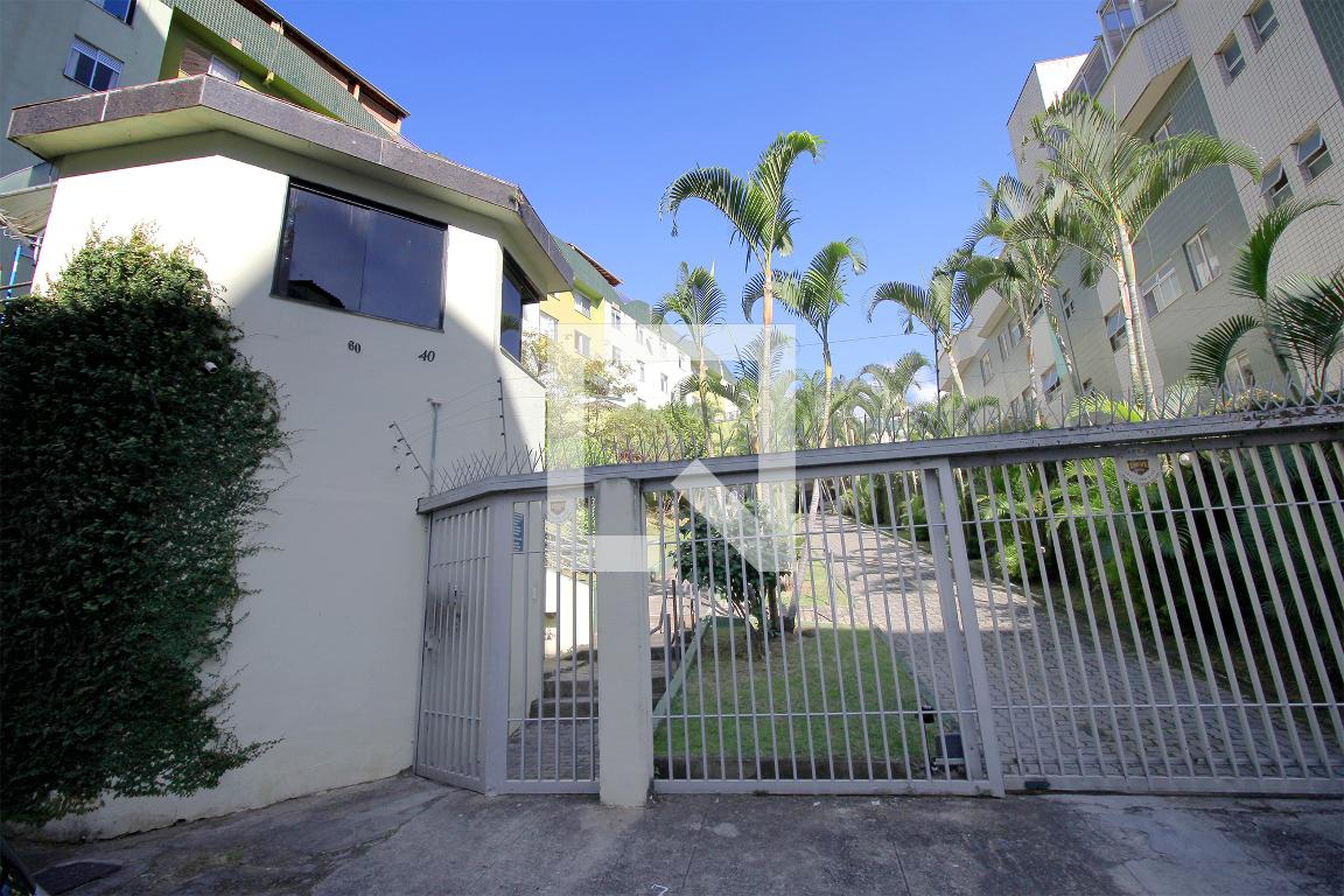 Fachada do condomínio Edifício Parque Firenze