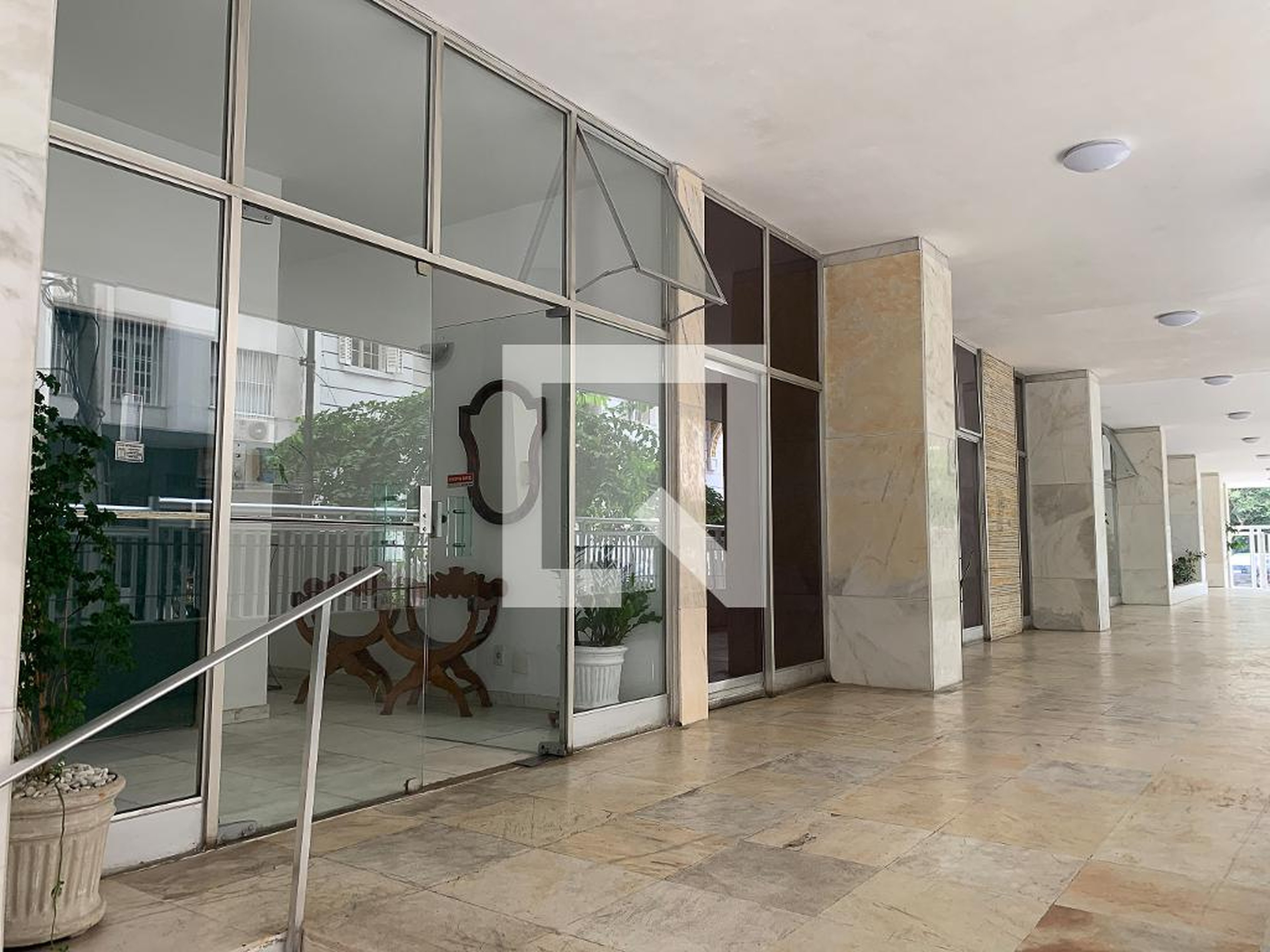 Hall de entrada - Porto dos Cisnes