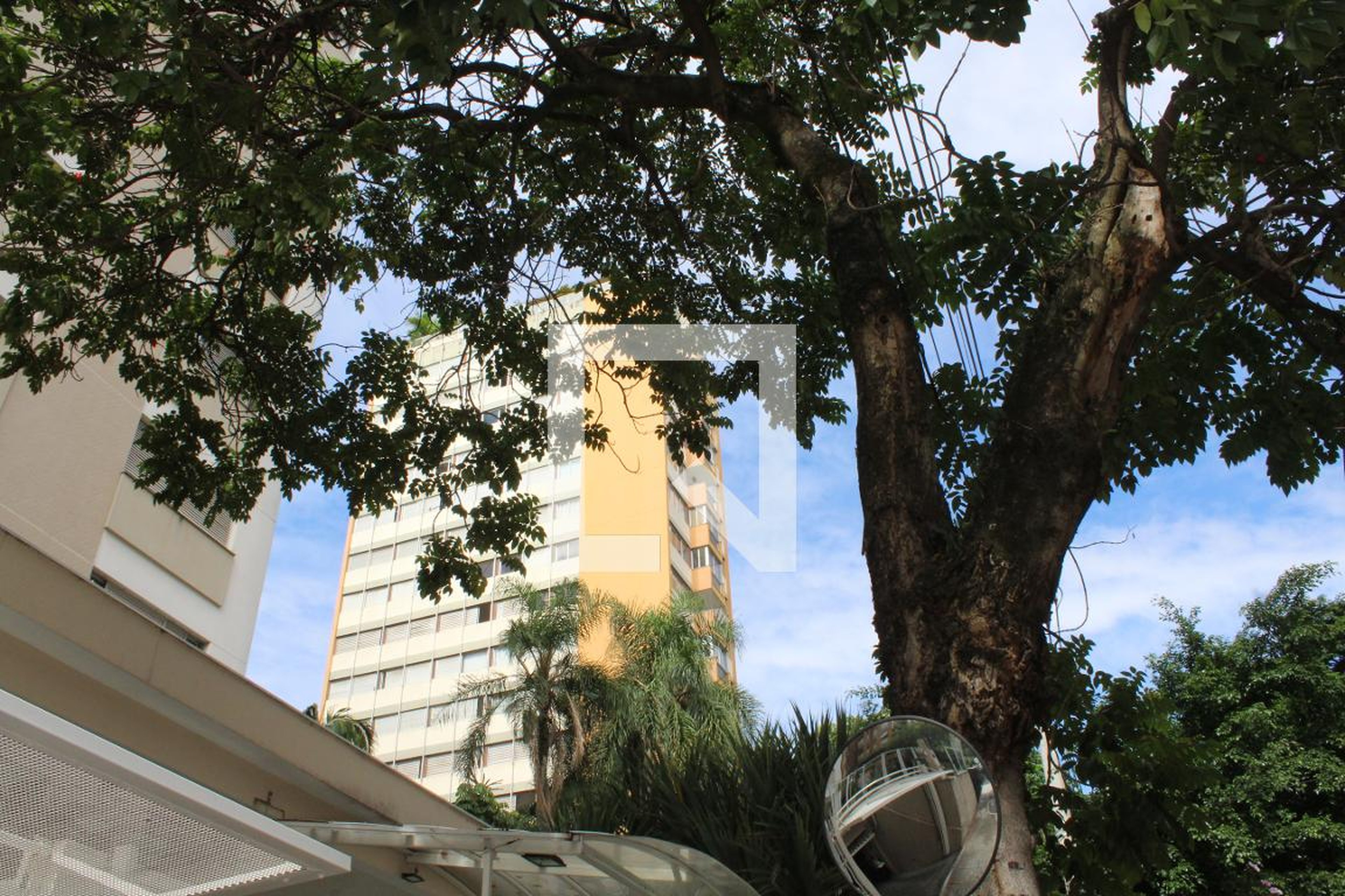 Fachada do Prédio Edifício Leme