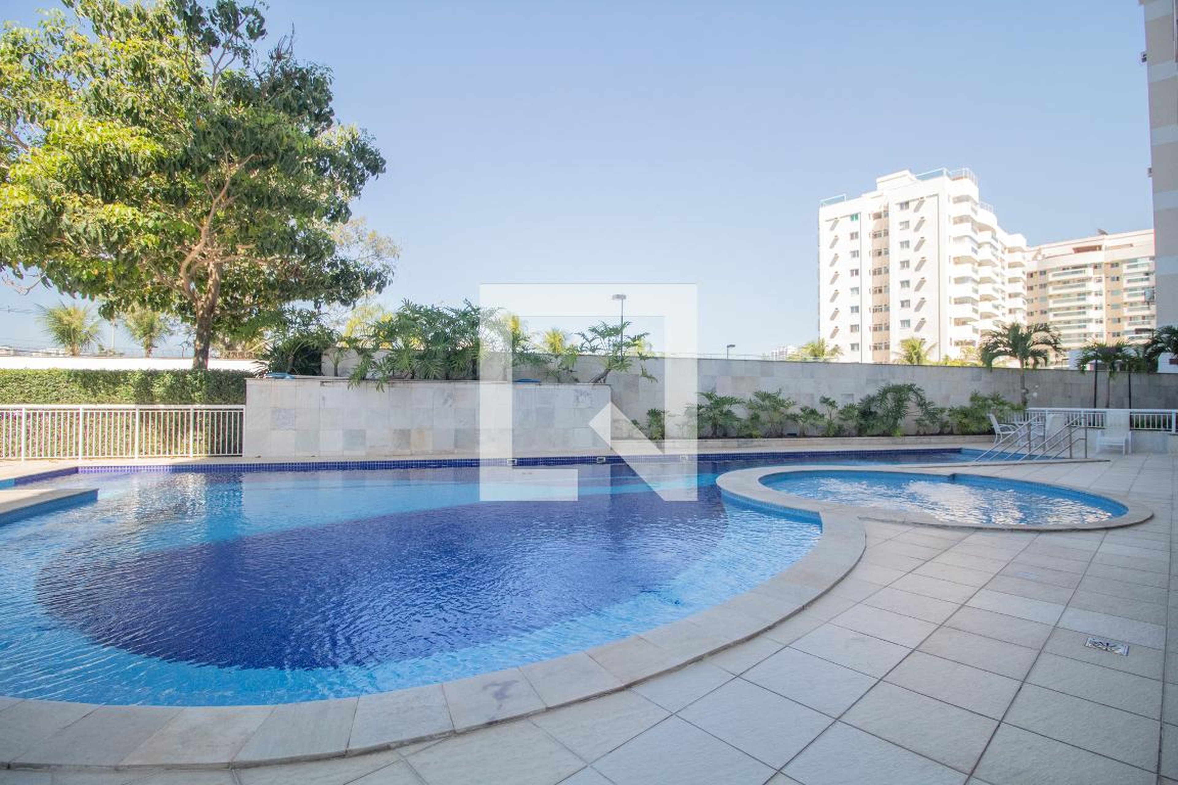 Piscina - Barra Wave