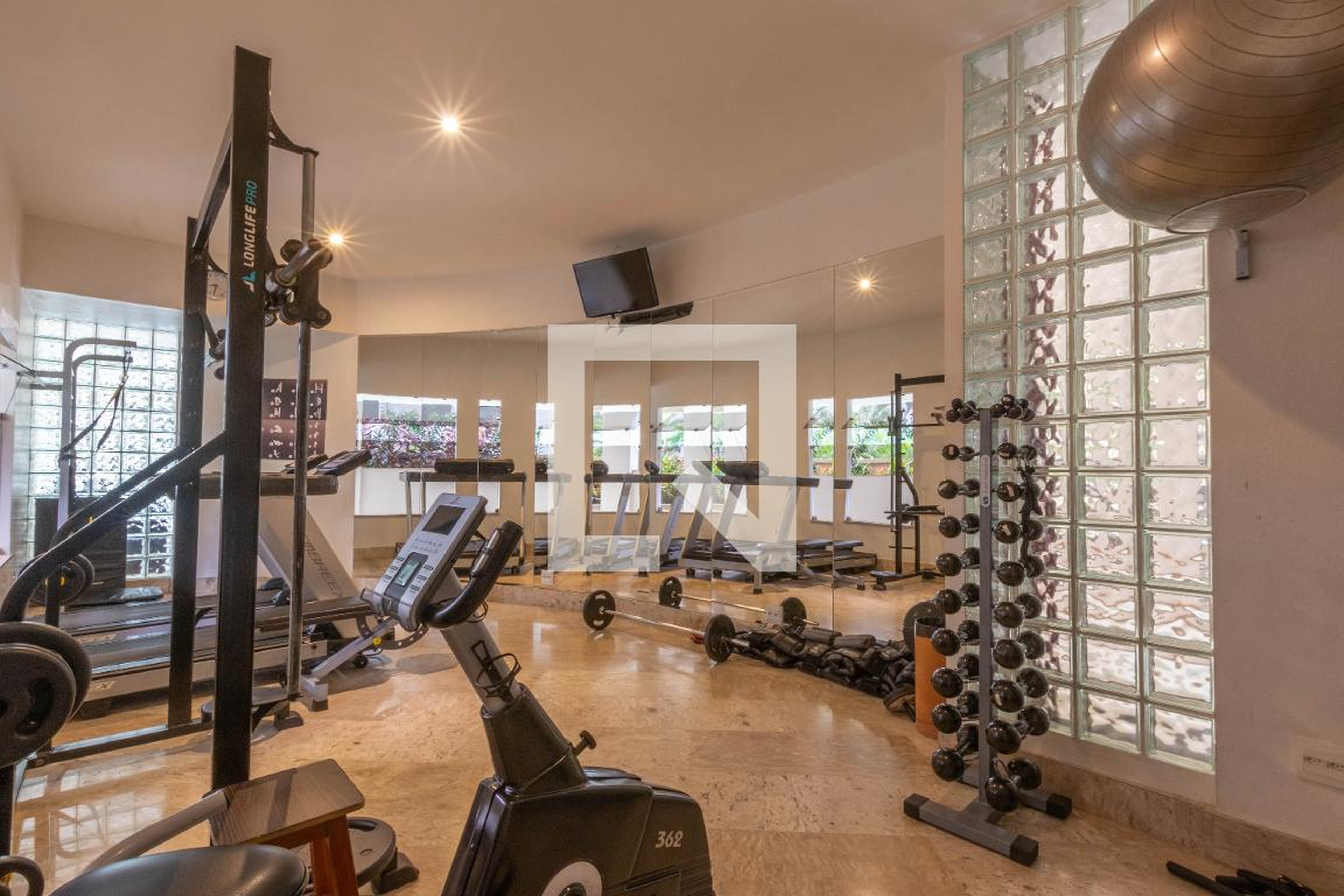 Academia - Edifício Felipe dos Santos