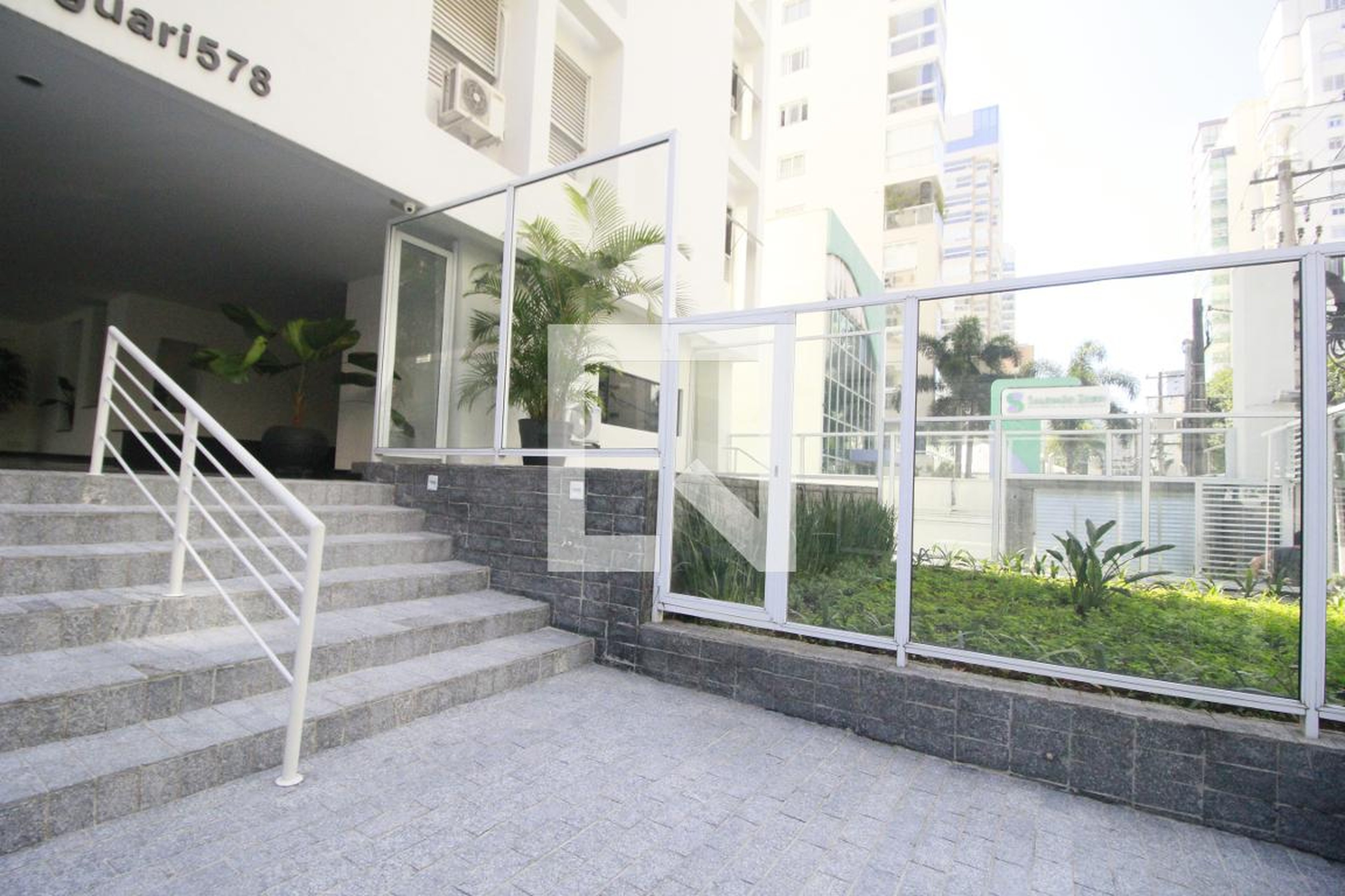 Entrada - Edifício Araguari