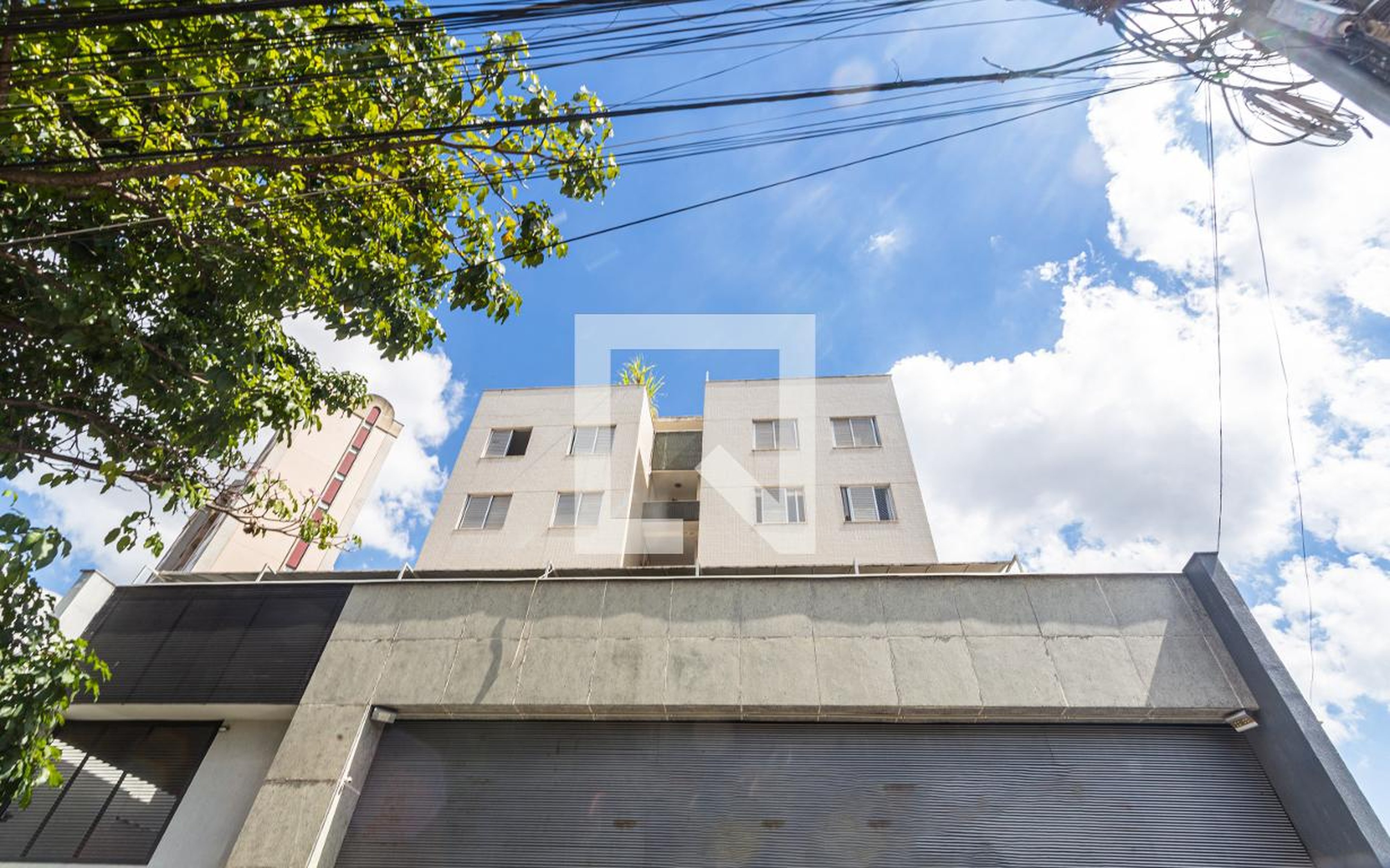 Fachada Condomínio em Avenida Francisco Sá, 1040