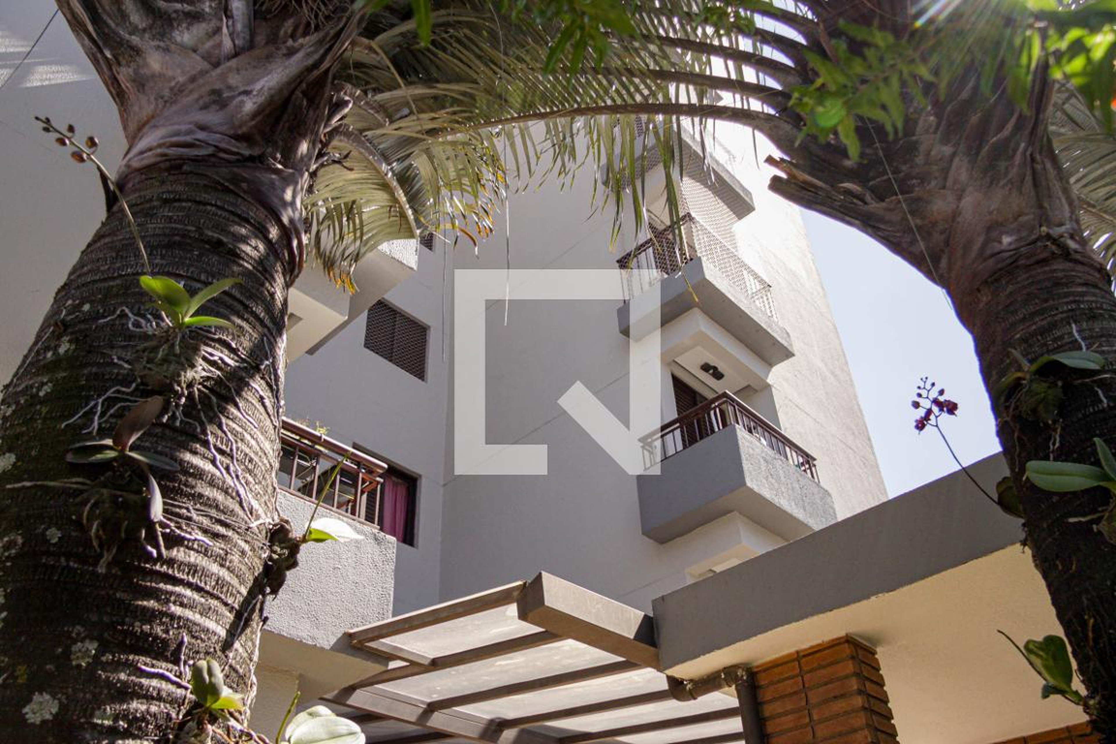 Fachada Condomínio em Rua Rui Barbosa, 42