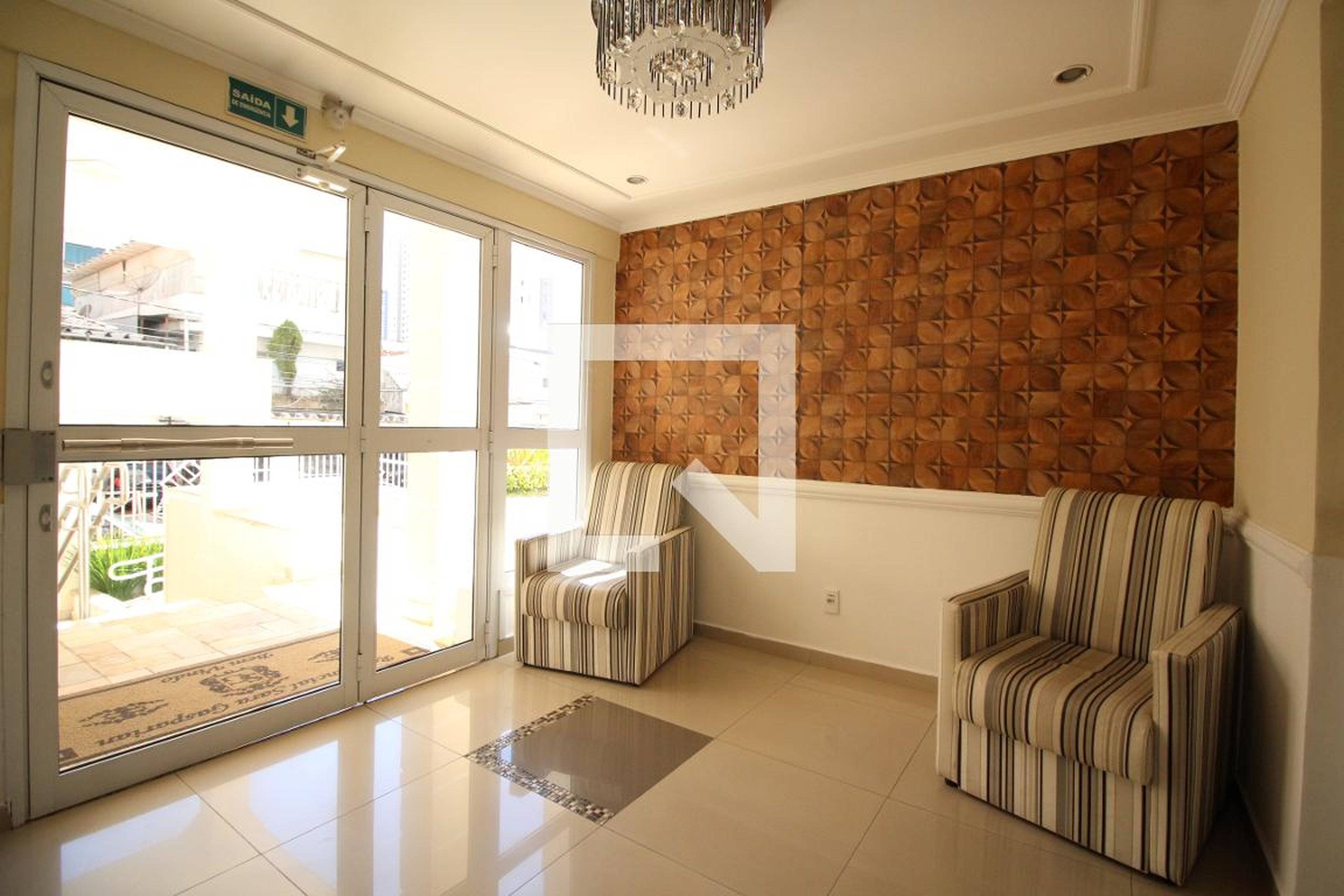 Hall de entrada - Sara Gasparian