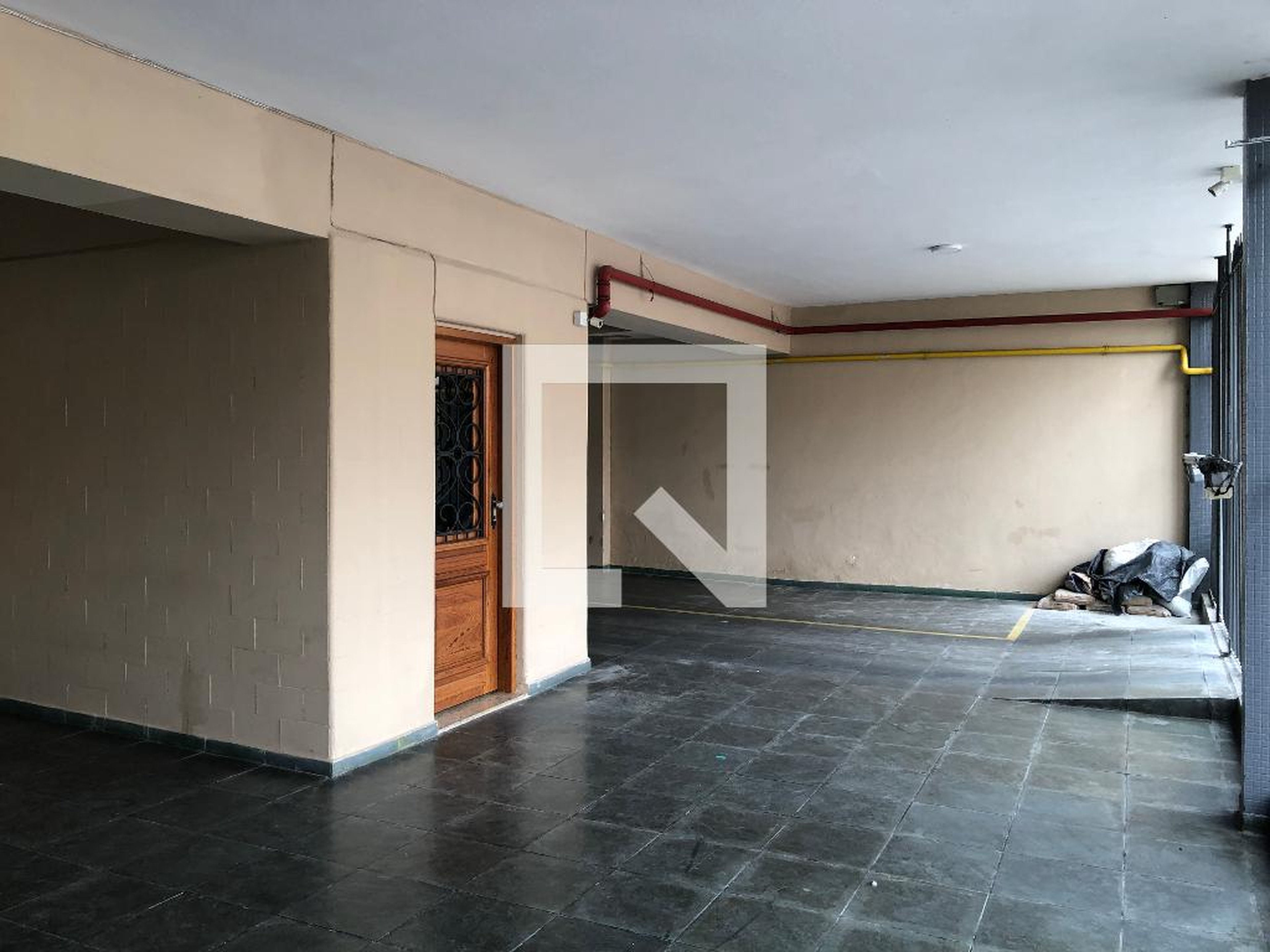 Entrada do prédio - null