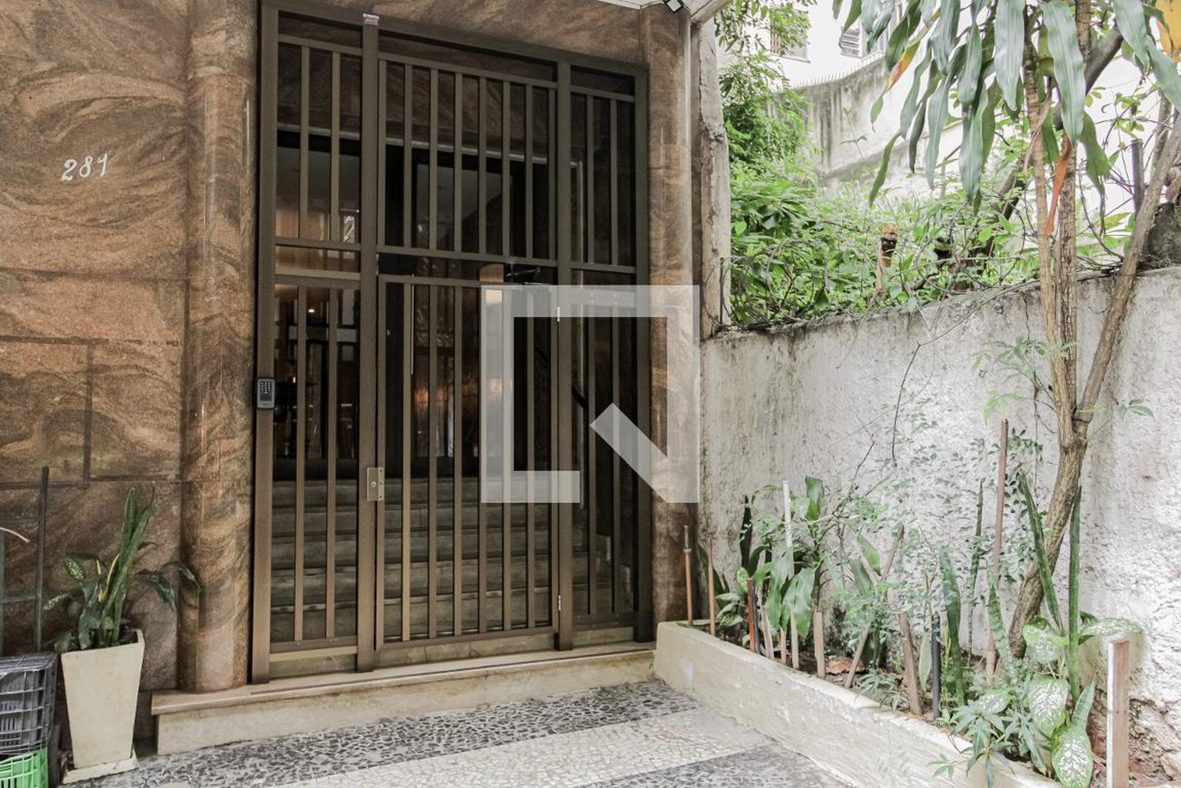 Entrada - Edifício Luiz Barros