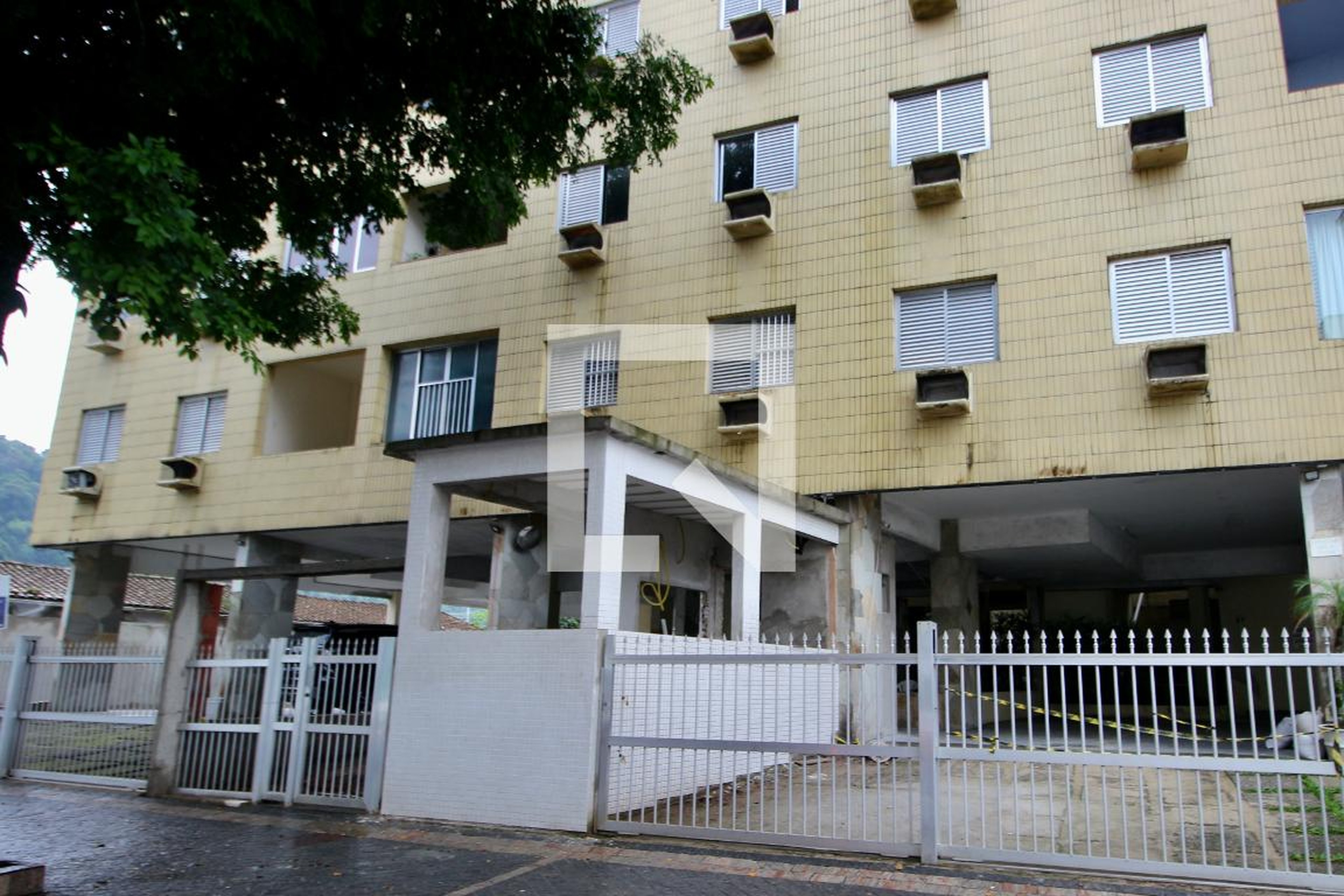 Fachada Condomínio Maria Luiza