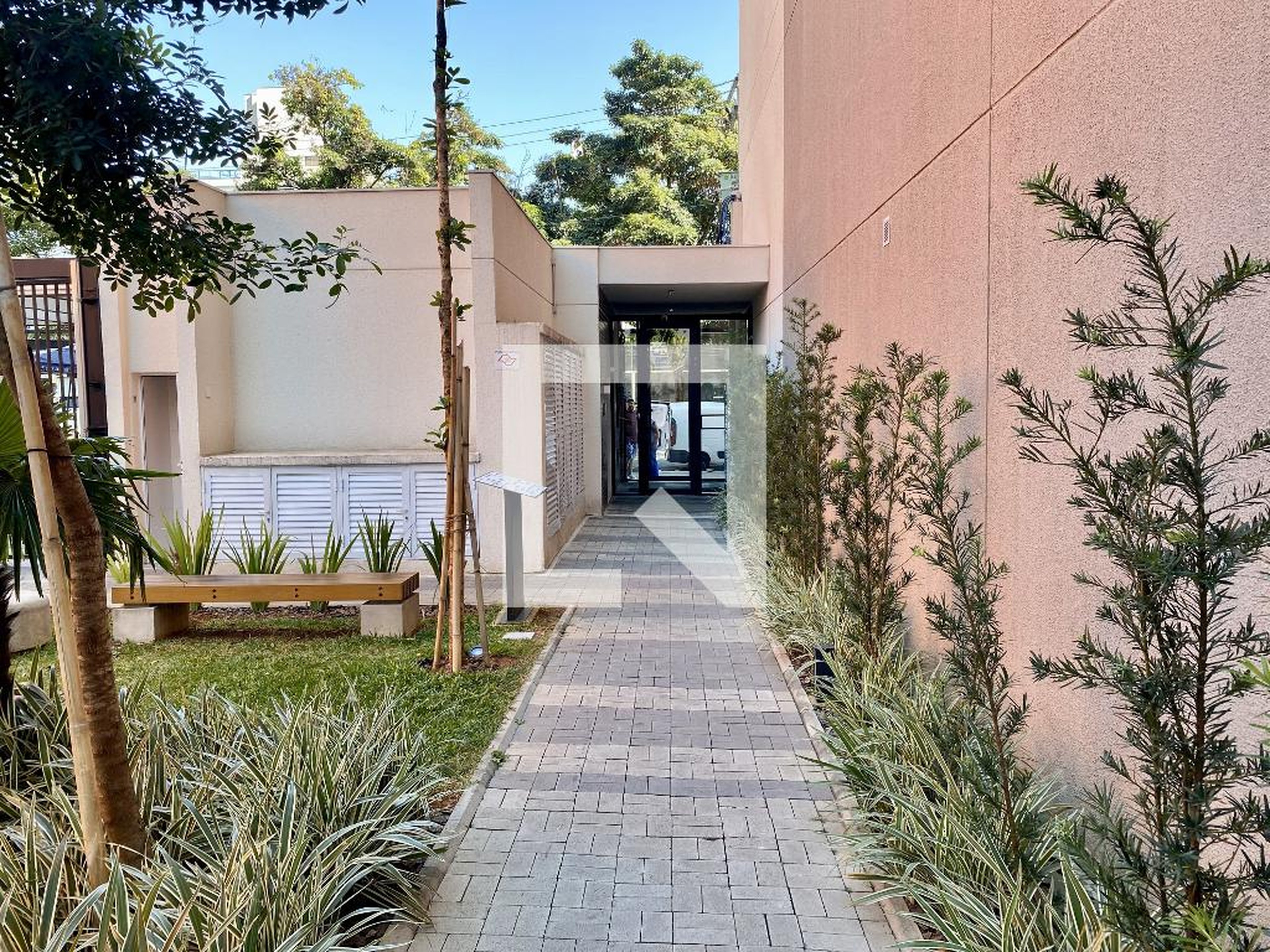 Entrada do predio - TEG Vila Guilherme