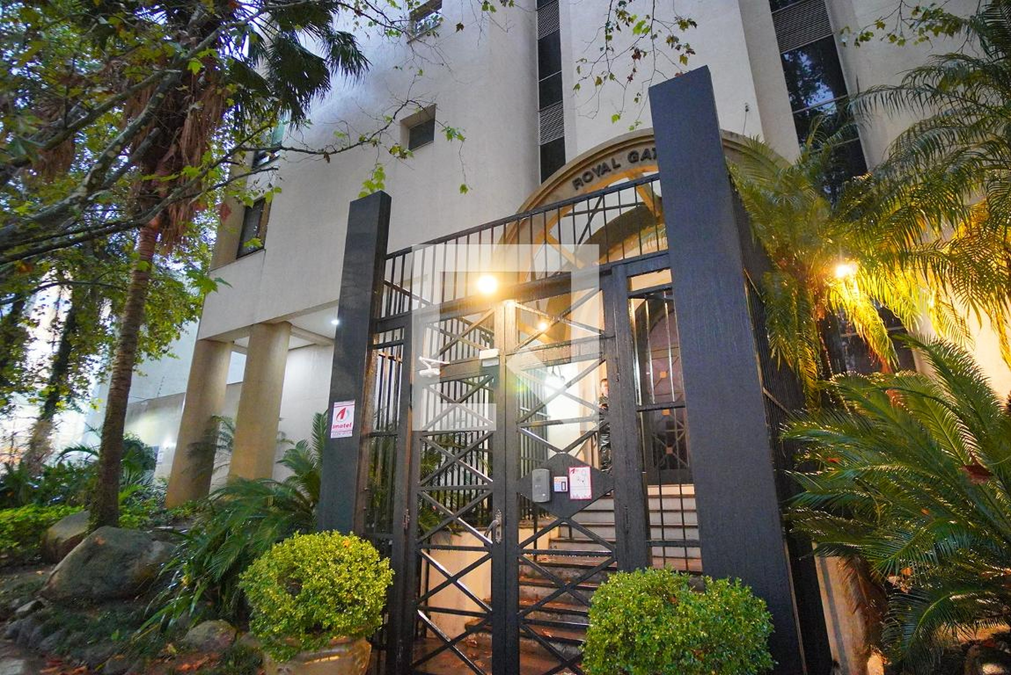 Fachada do Prédio Condomínio Royal Gate