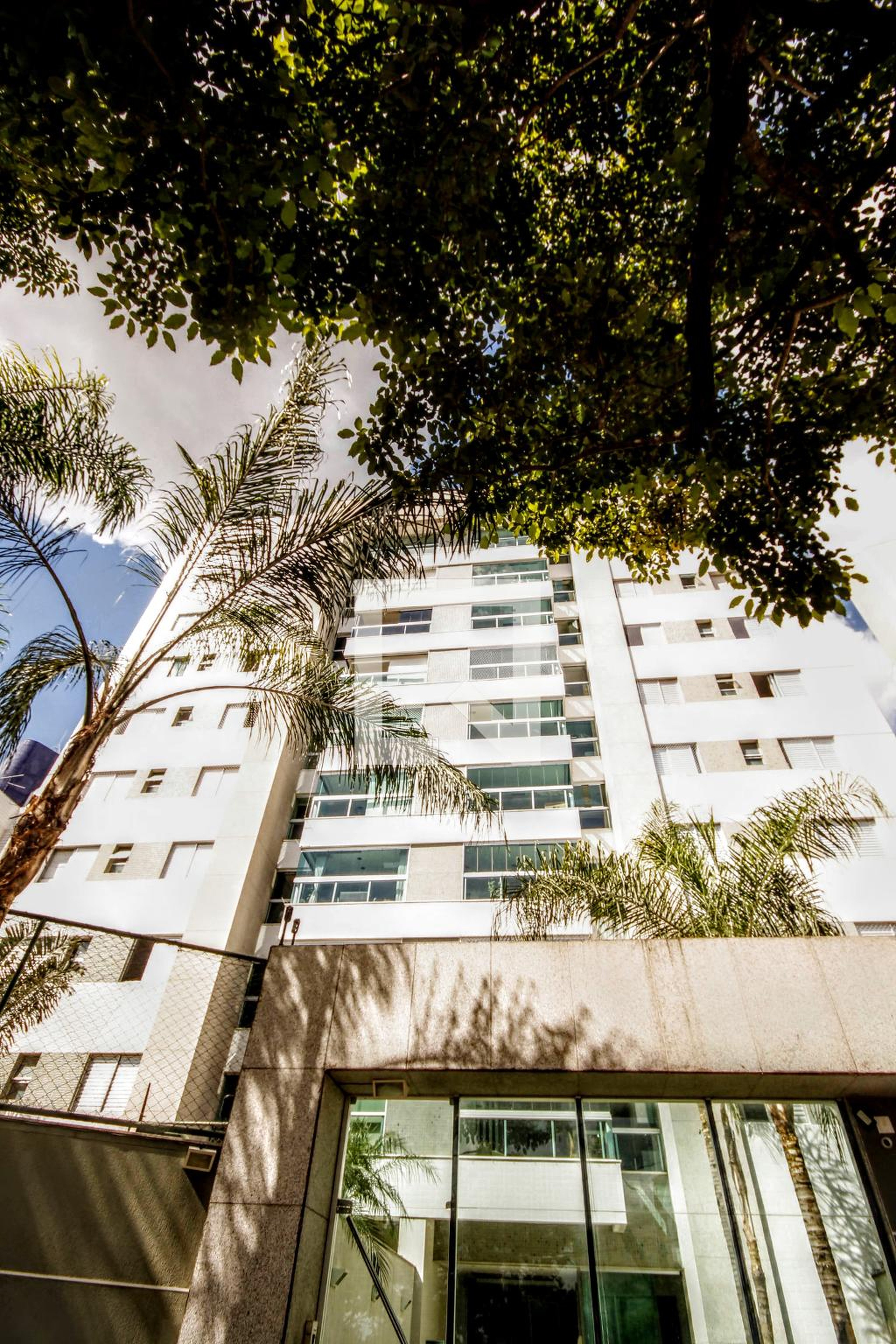 fachada Condomínio Carmel Village